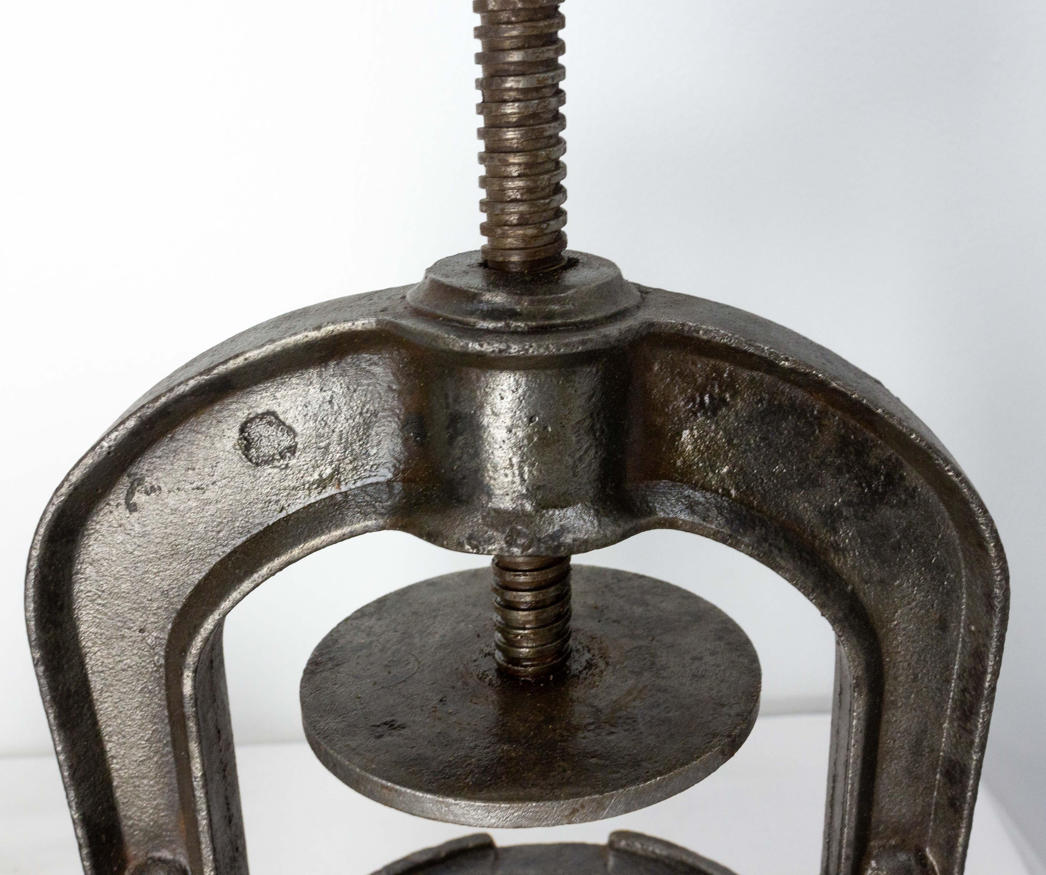 Industrial Antique Artisanal Fruit Press Cast Iron, France, circa 1880 For Sale