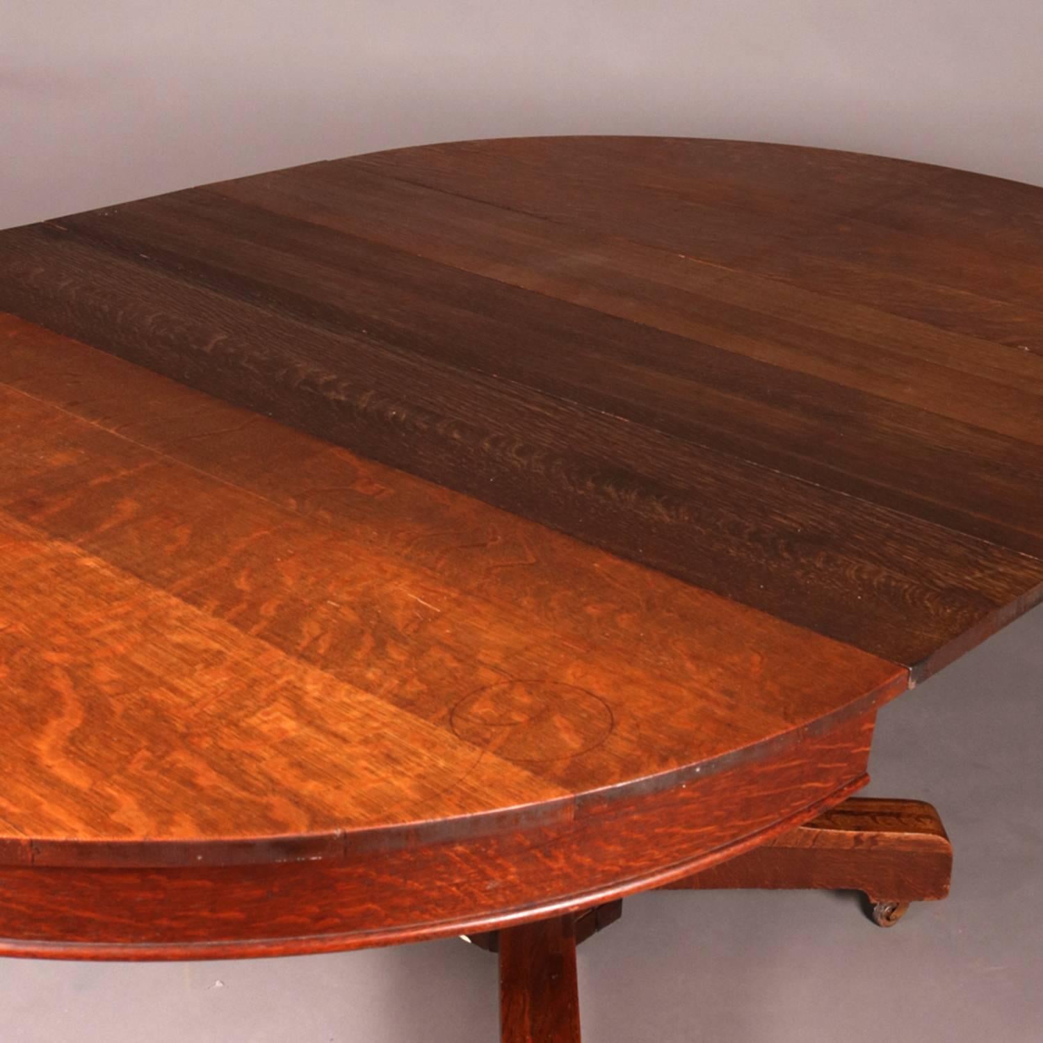 Arts & Crafts Mission Oak Hastings Pedestal Dining Table with Leaves, circa 1910 1