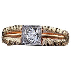 Antiker Arts and Crafts-Verlobungsring aus 14 Karat Gelbgold mit Diamant im alteuropäischen Schliff