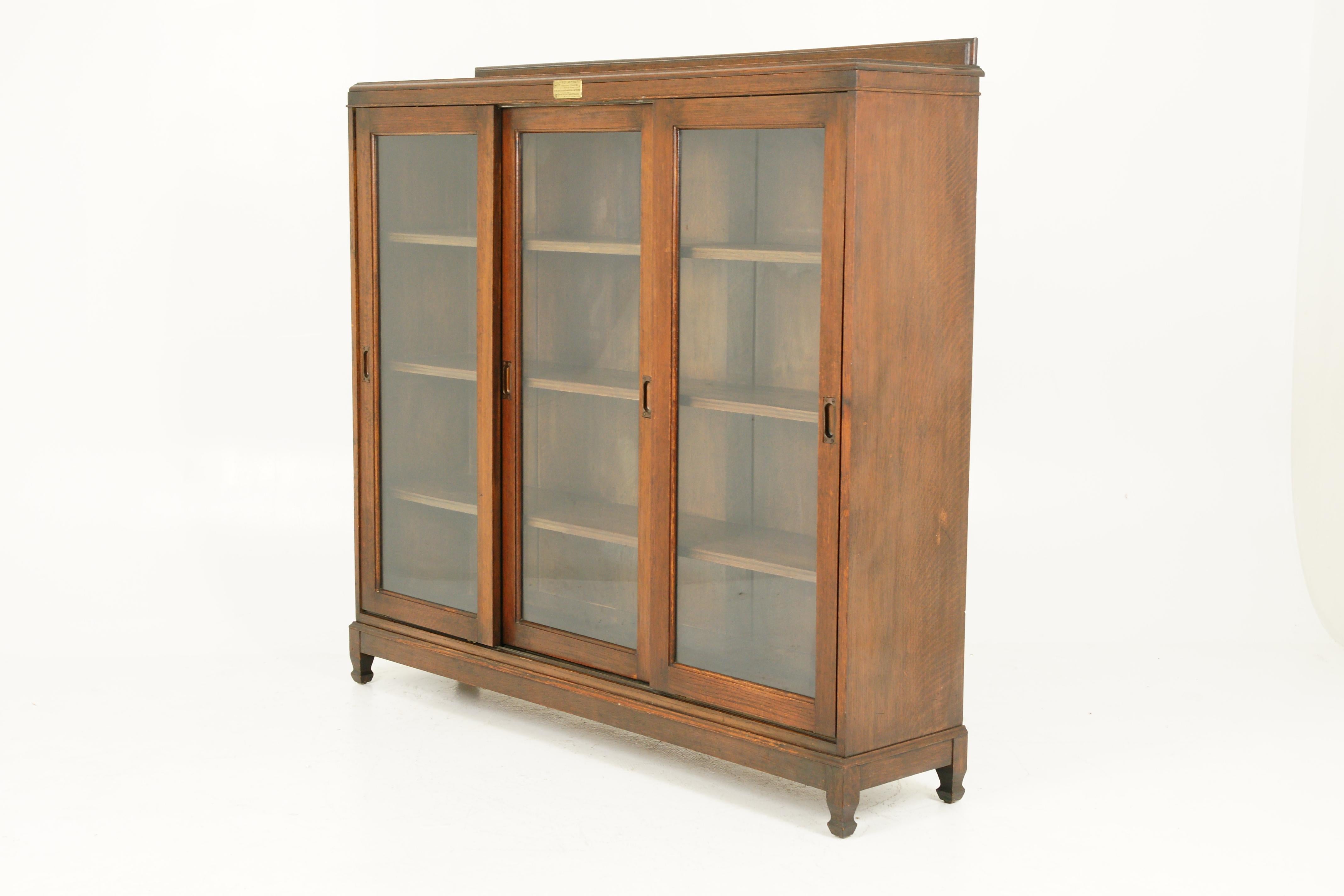 Scottish Antique Arts & Crafts Bookcase, Oak Display Cabinet, Scotland 1930, B1664