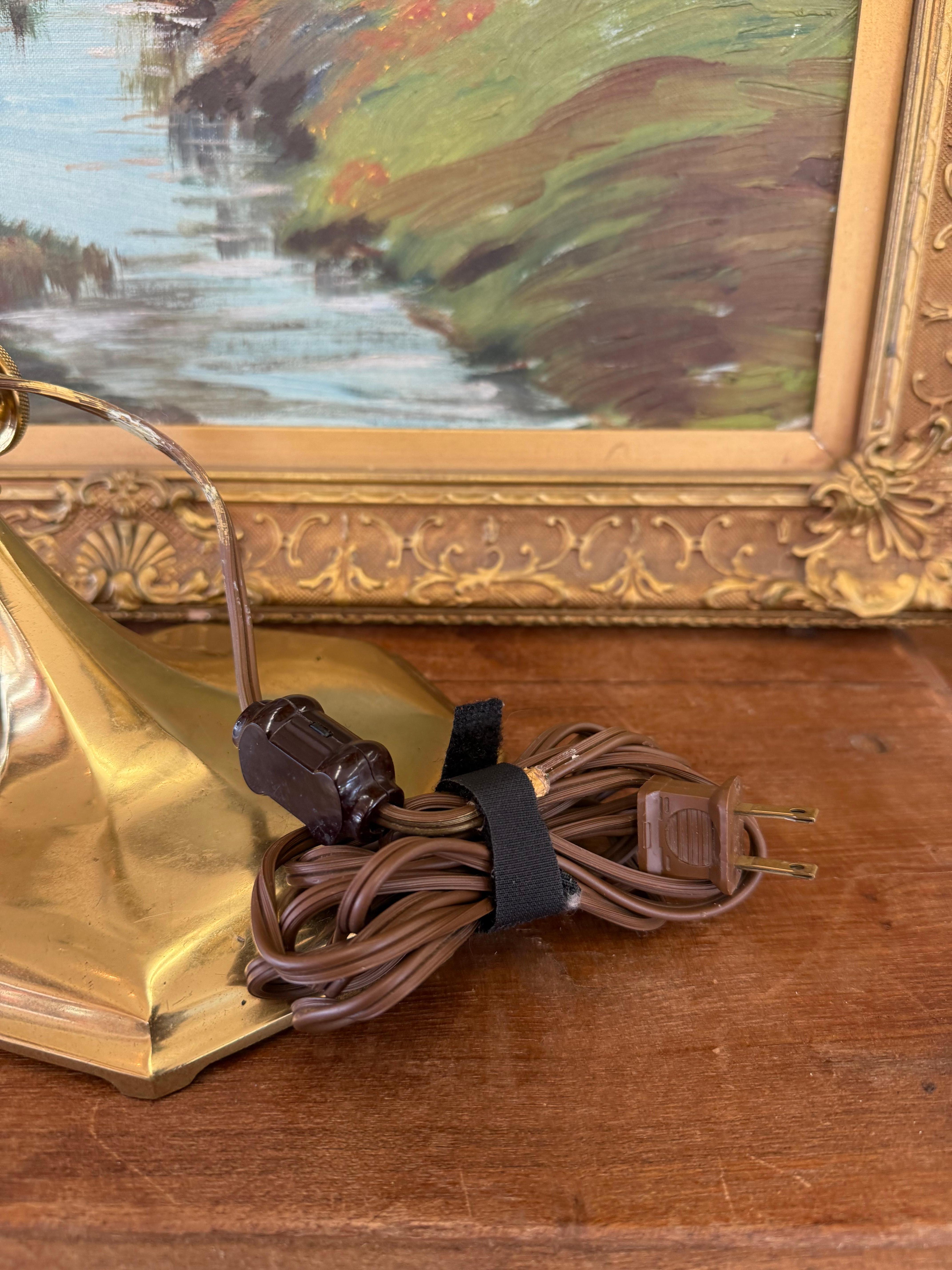 Lampe Arts and Crafts ancienne en laiton et verre teinté delag, vers 1910 par Salo Metal en vente 5