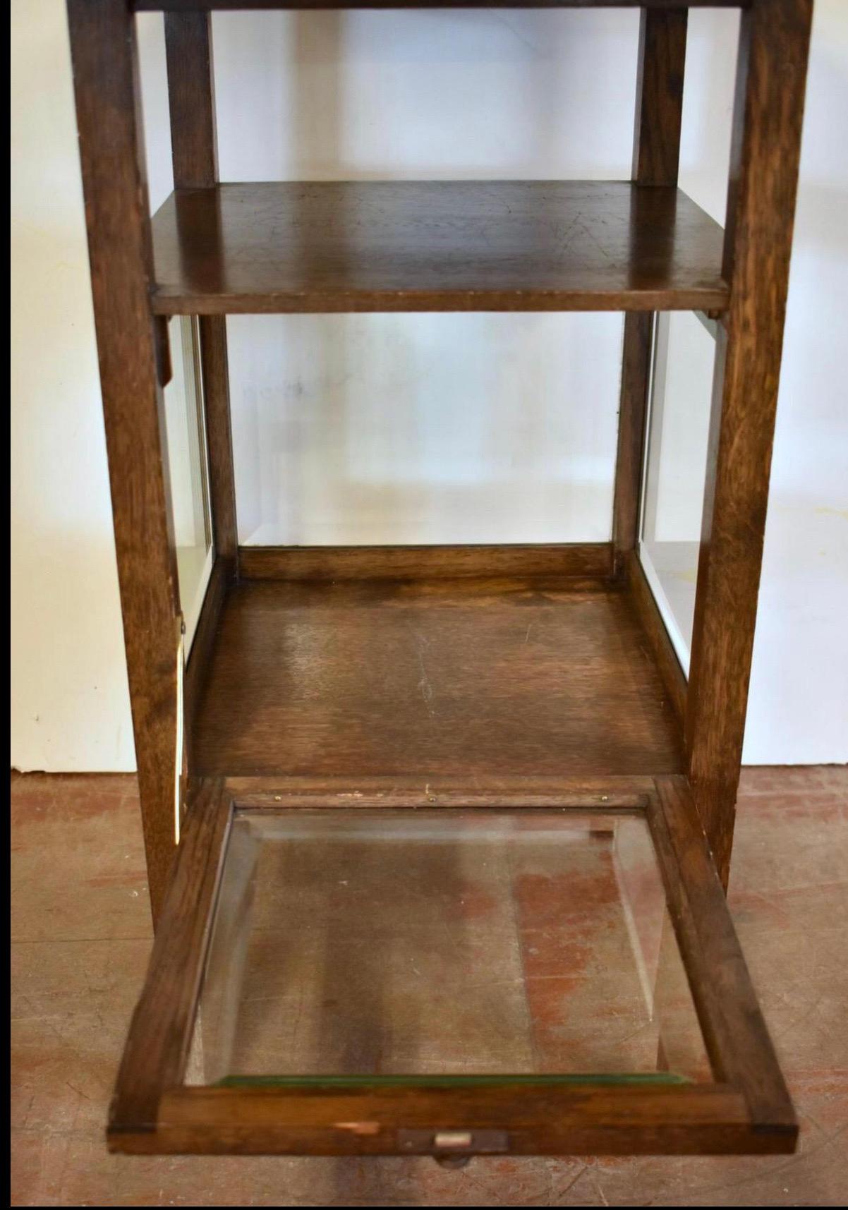 Antique Arts & Crafts Brass Top Table with Display Cabinet Compartment In Good Condition For Sale In Seattle, WA