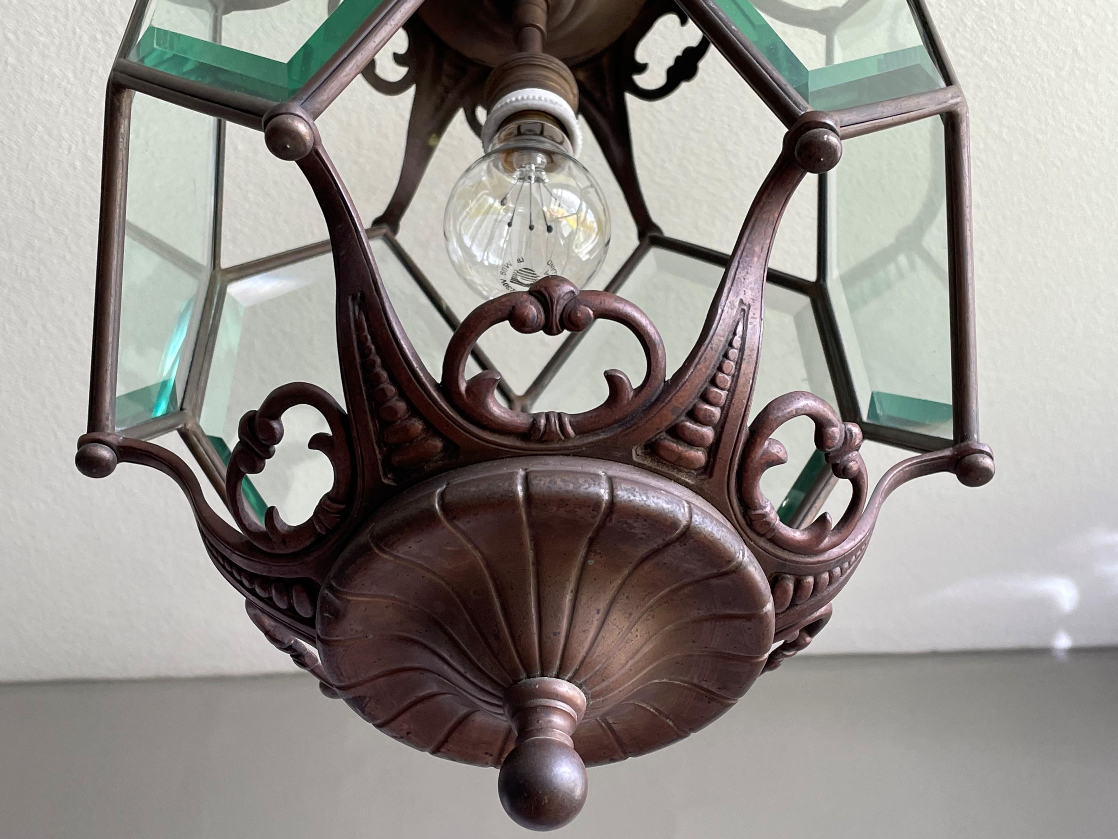 Antique Arts and Crafts Bronze, Brass and Beveled Glass Lantern / Pendant Light In Good Condition For Sale In Lisse, NL