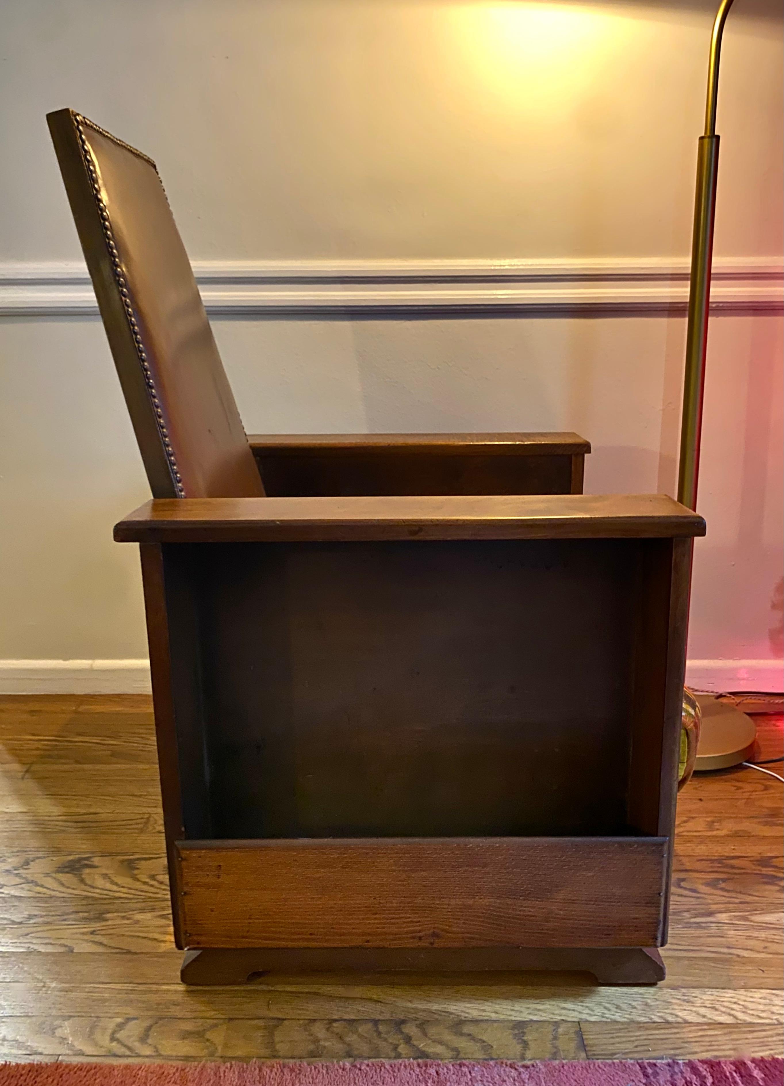 Fauteuil ancien de l'époque des Arts et Métiers avec bibliothèque intégrée en vente 2