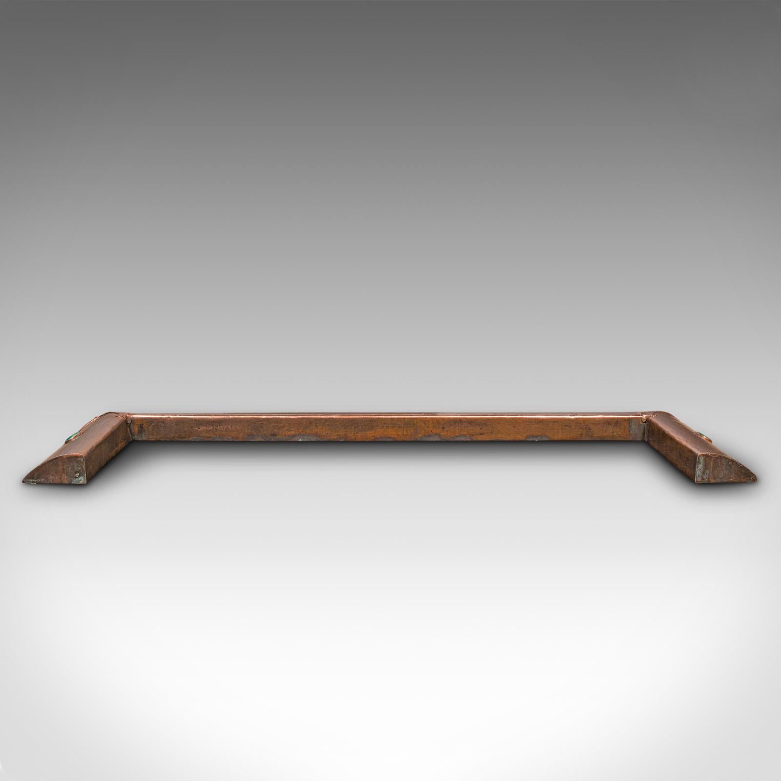 XIX secolo Antico cordolo per camino Arts and Crafts, Inglese, Rame, Cornice per caminetto, Vittoriano in vendita