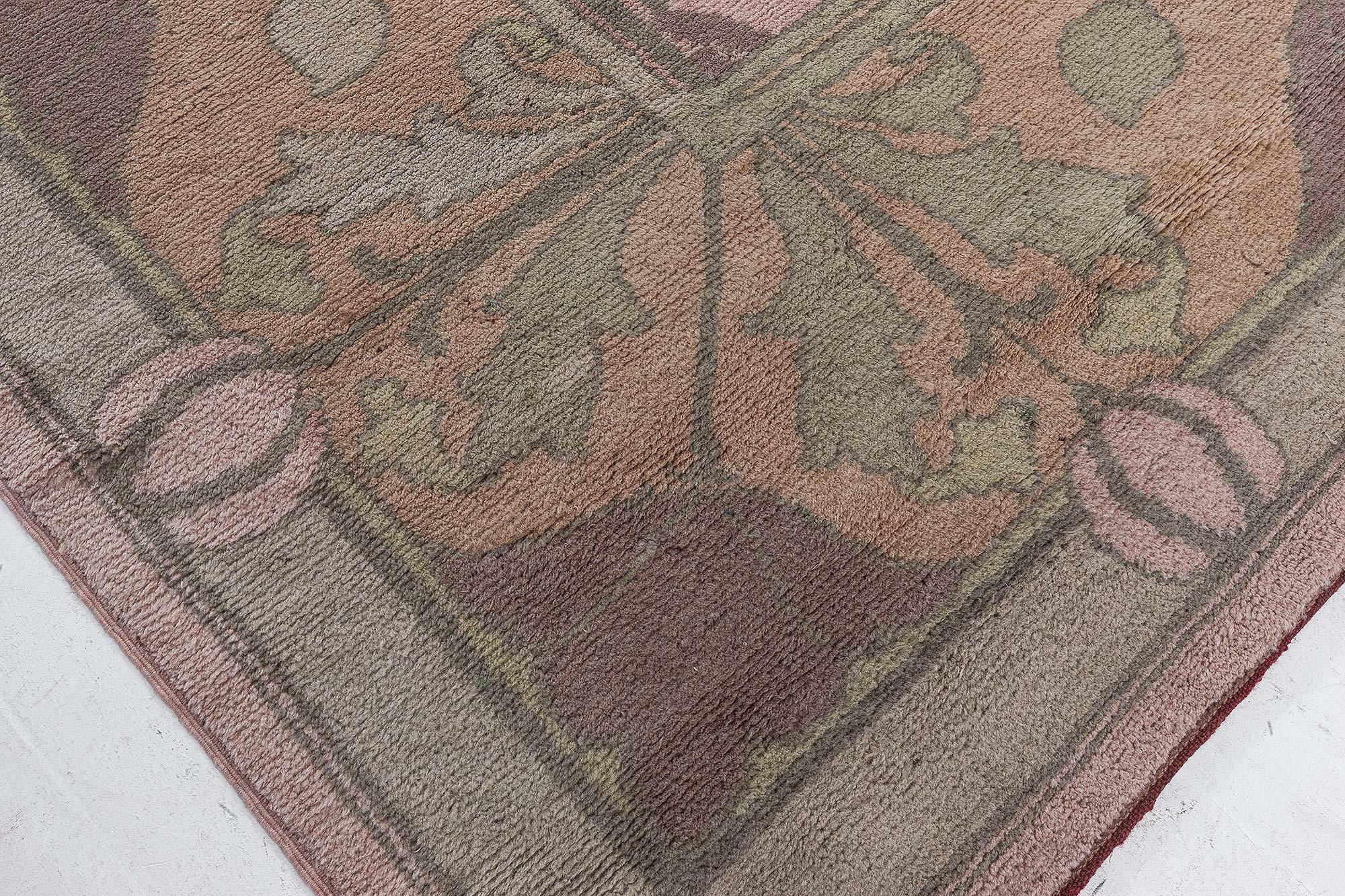 Tapis Arts and Crafts antique
Taille : 10'8