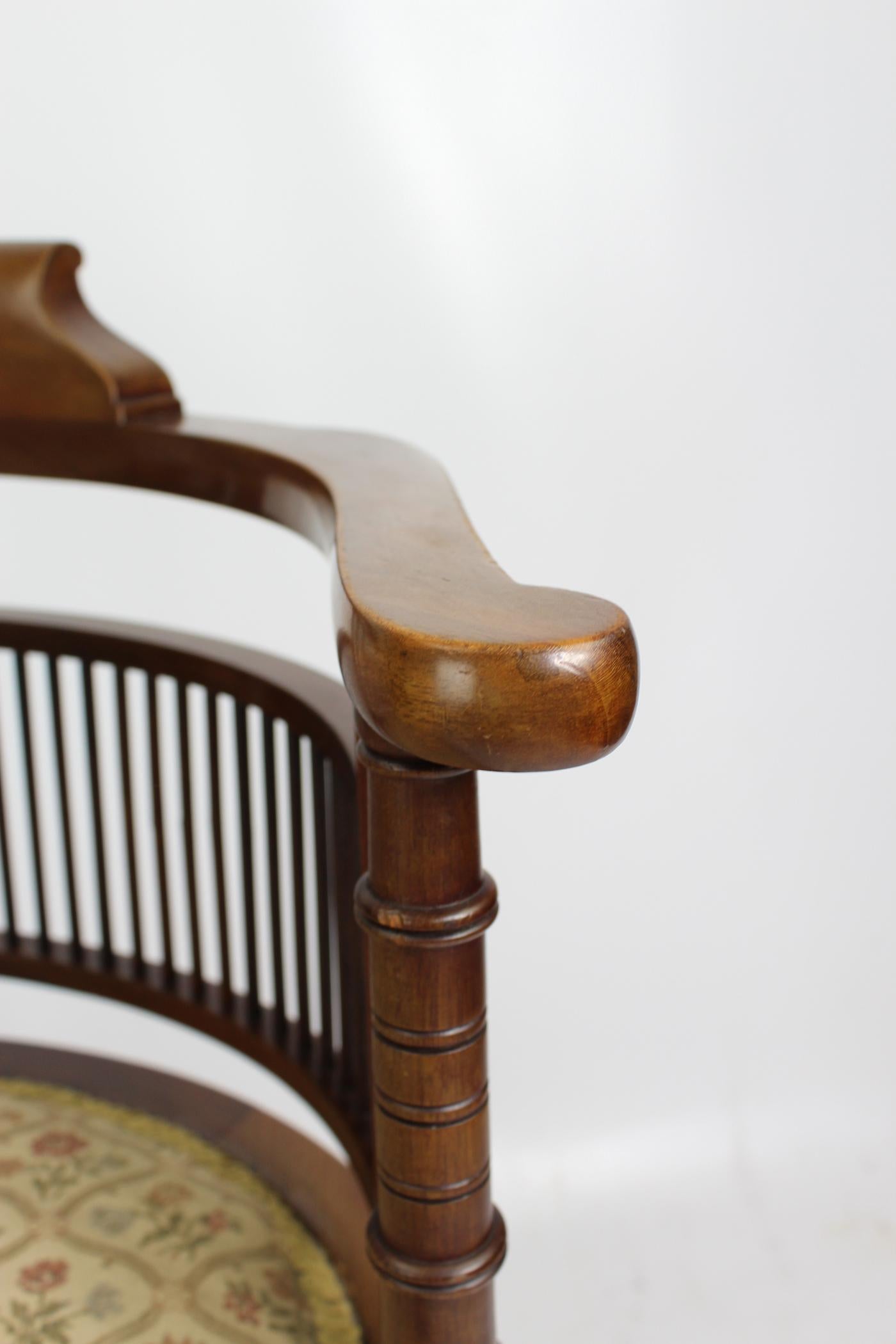 Antique Arts & Crafts Scottish School Tub Chair Made by Wylie & Lochhead 4