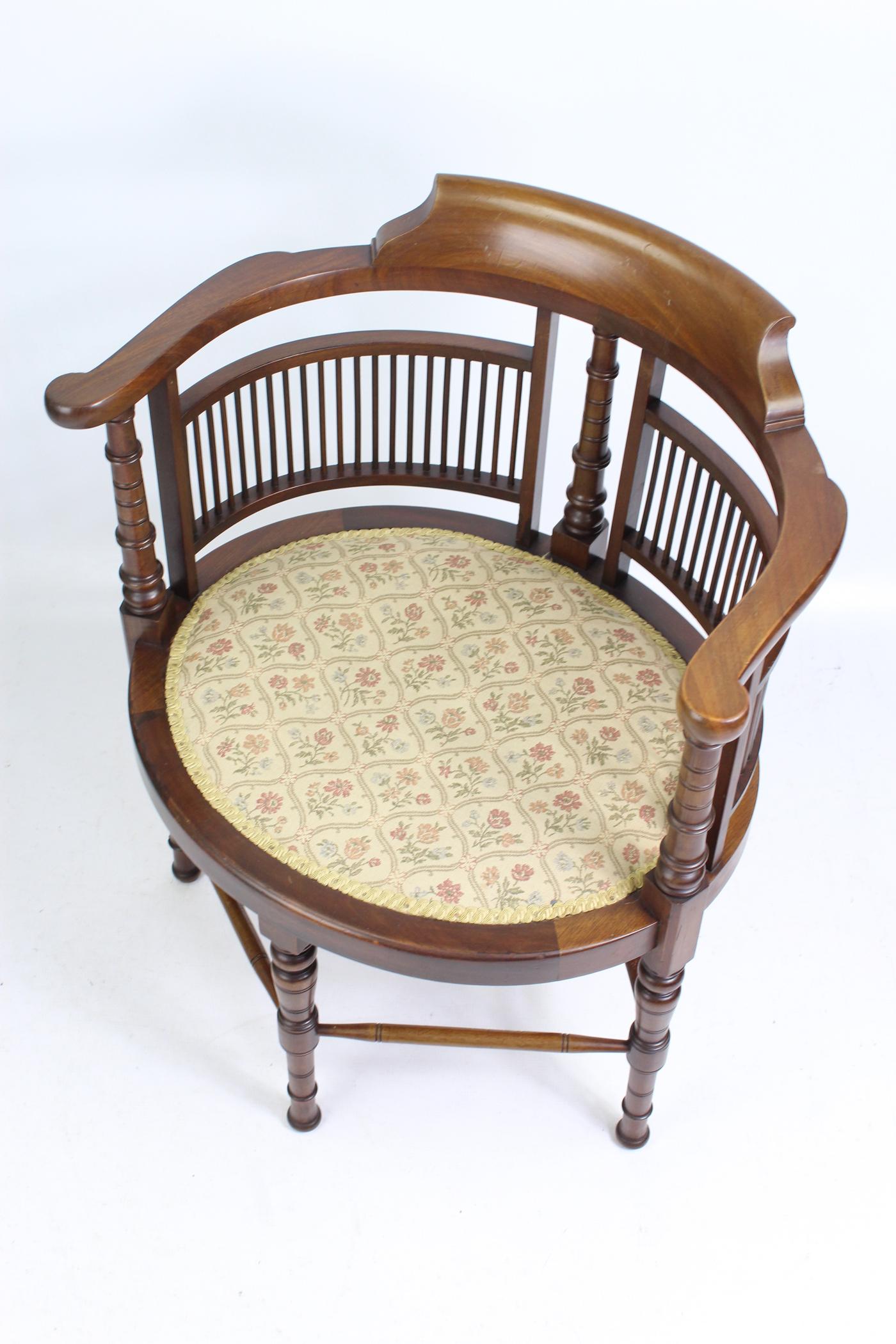 Arts and Crafts Antique Arts & Crafts Scottish School Tub Chair Made by Wylie & Lochhead
