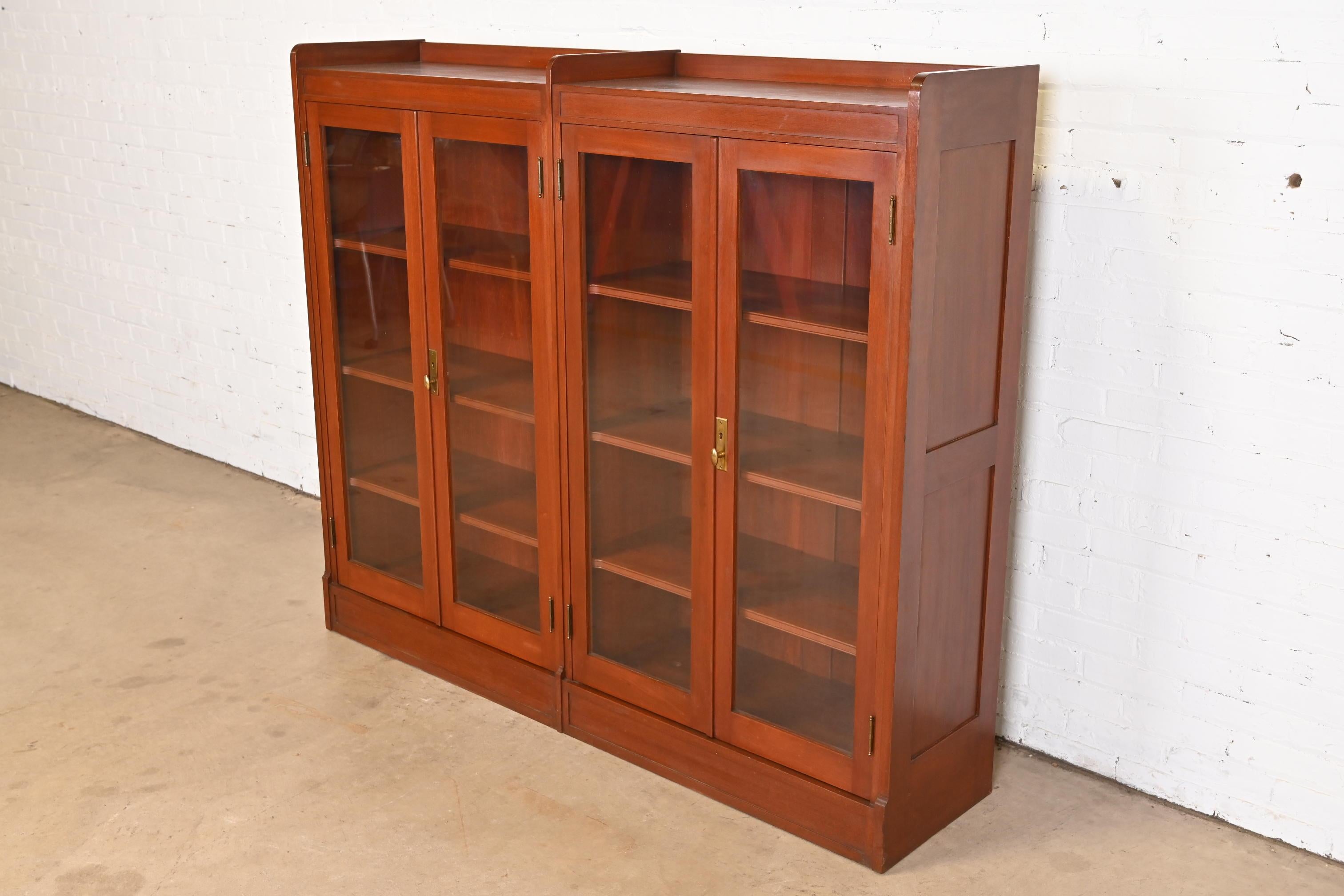 Antique Arts and Crafts Solid Mahogany Double Bookcase, Circa 1920s In Good Condition For Sale In South Bend, IN