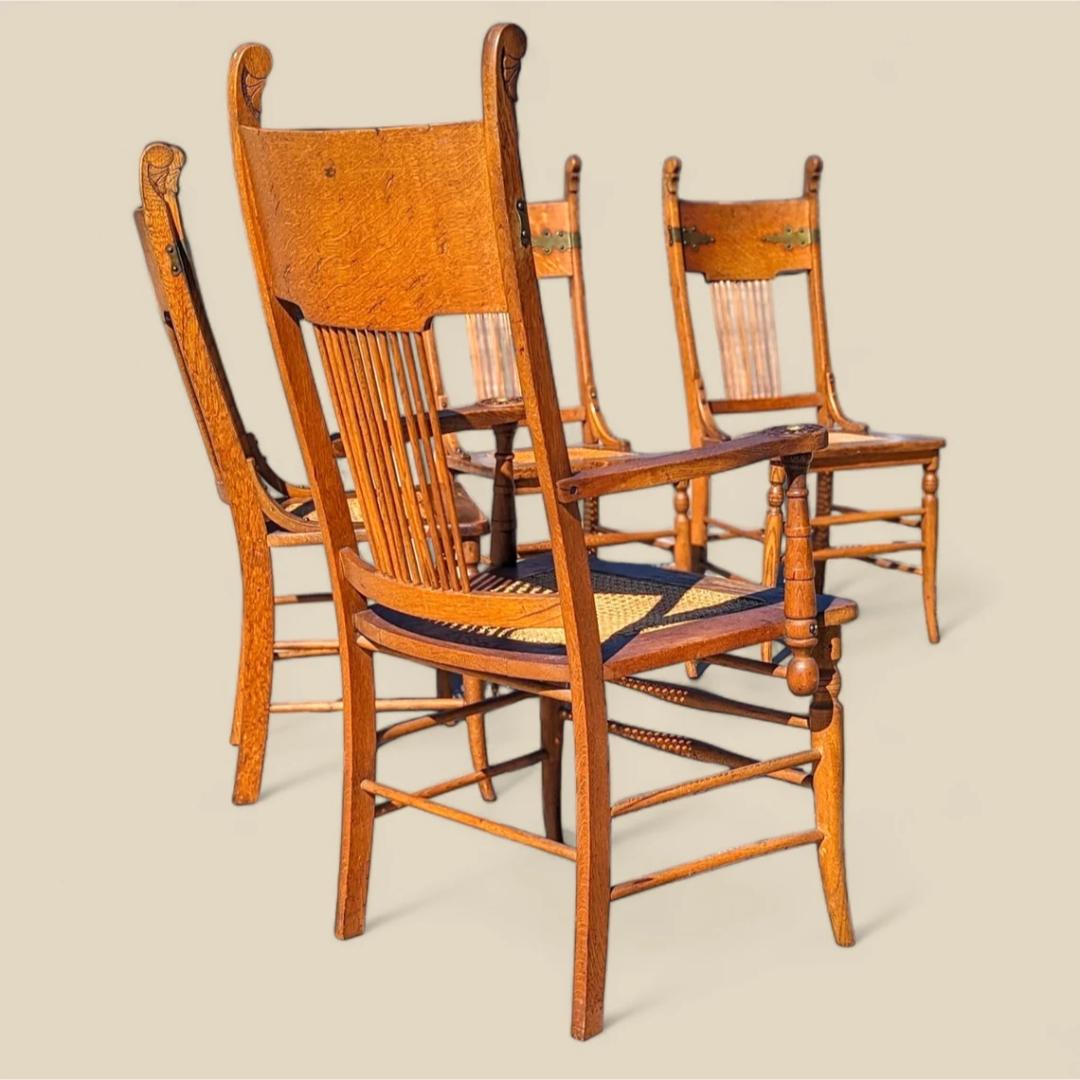 Antike Arts and Crafts Tiger Eiche Esszimmerstühle, Satz von 4 im Angebot 4