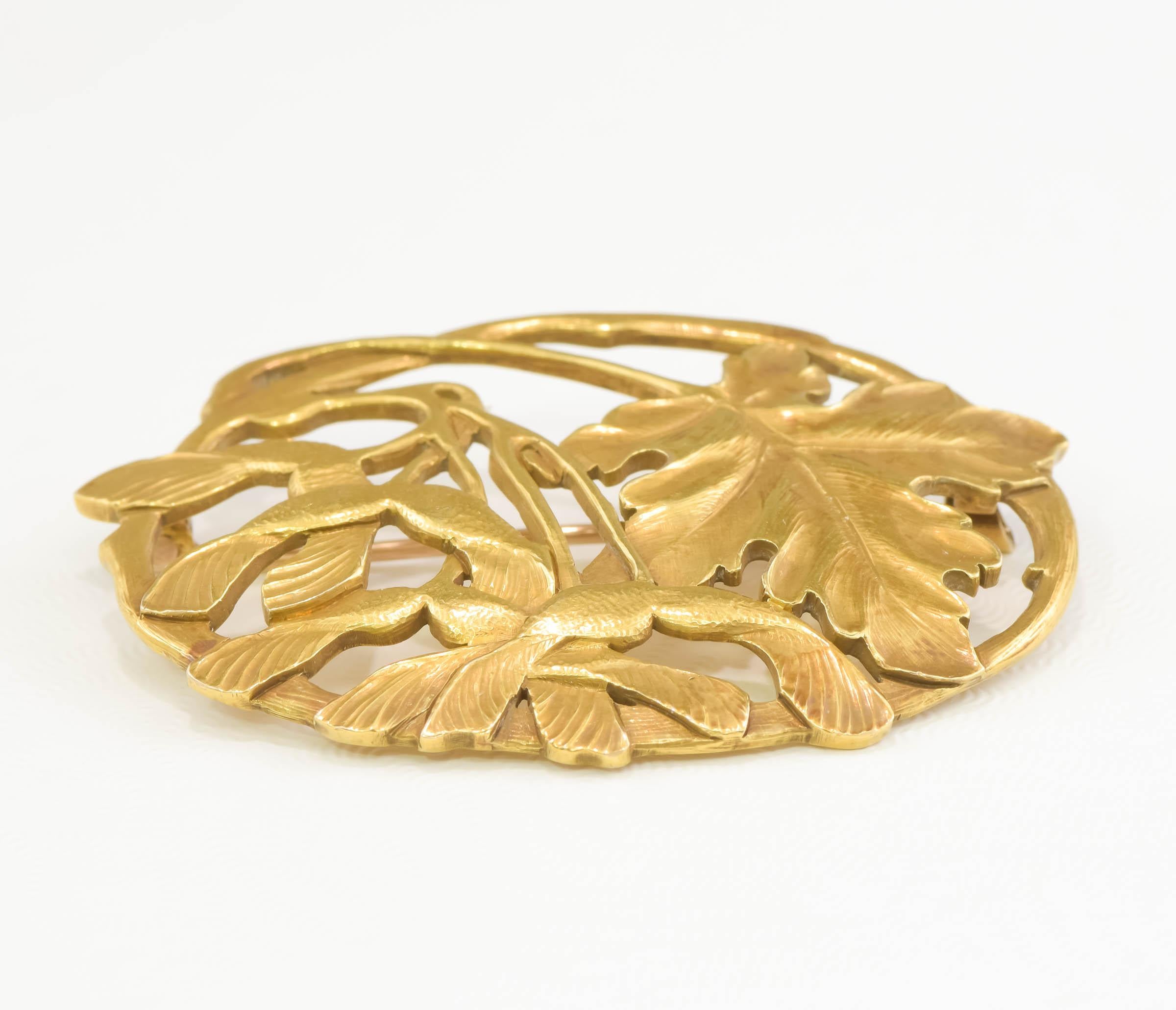Women's or Men's Antique Arts & Crafts 18K Gold Brooch by Potter Studio - Large Foliate Design