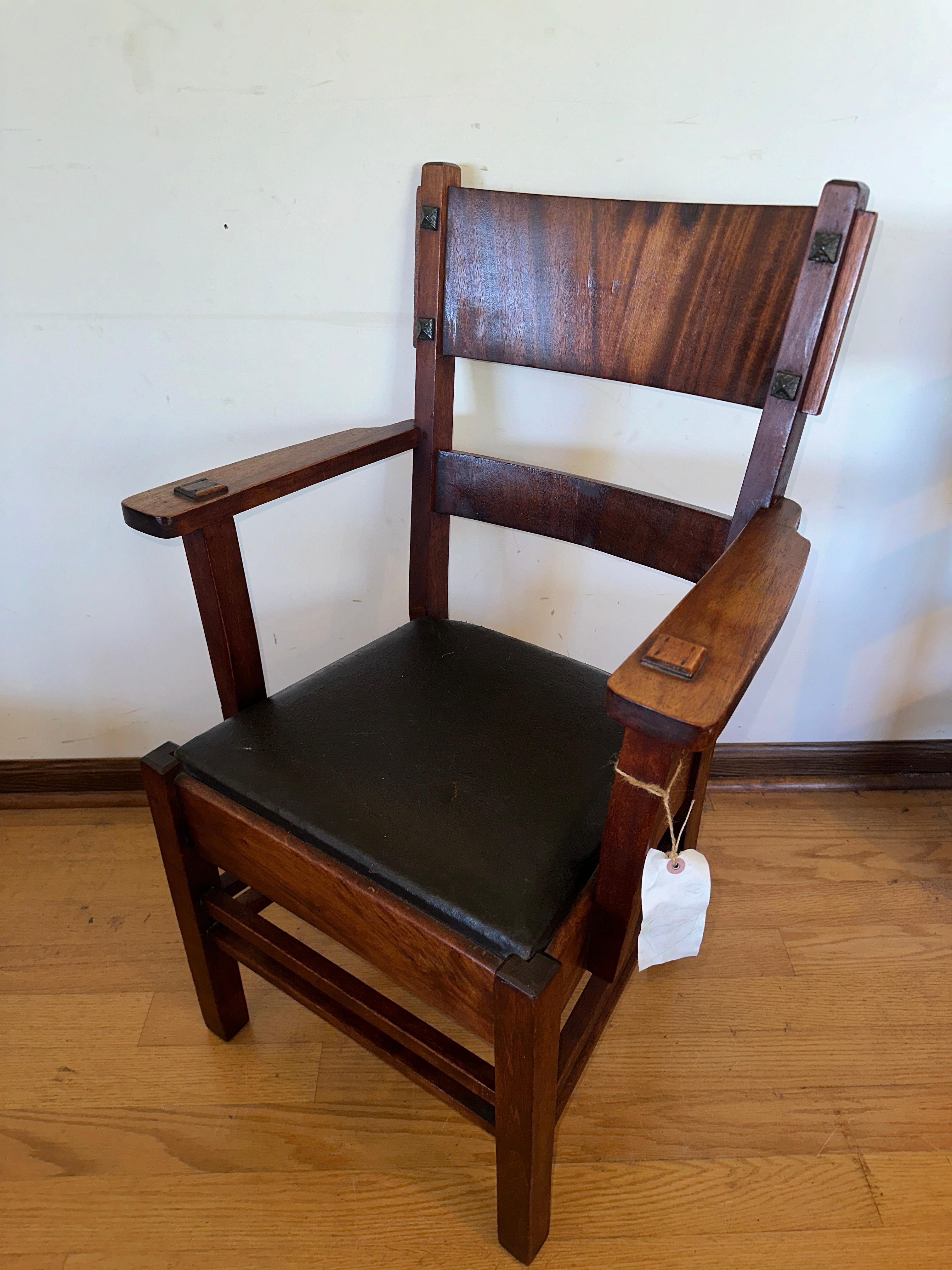 Arts and Crafts Poltrona antica Arts & Crafts (epoca Stickley) - W2994  UNA VENDITA SPECIALE in vendita