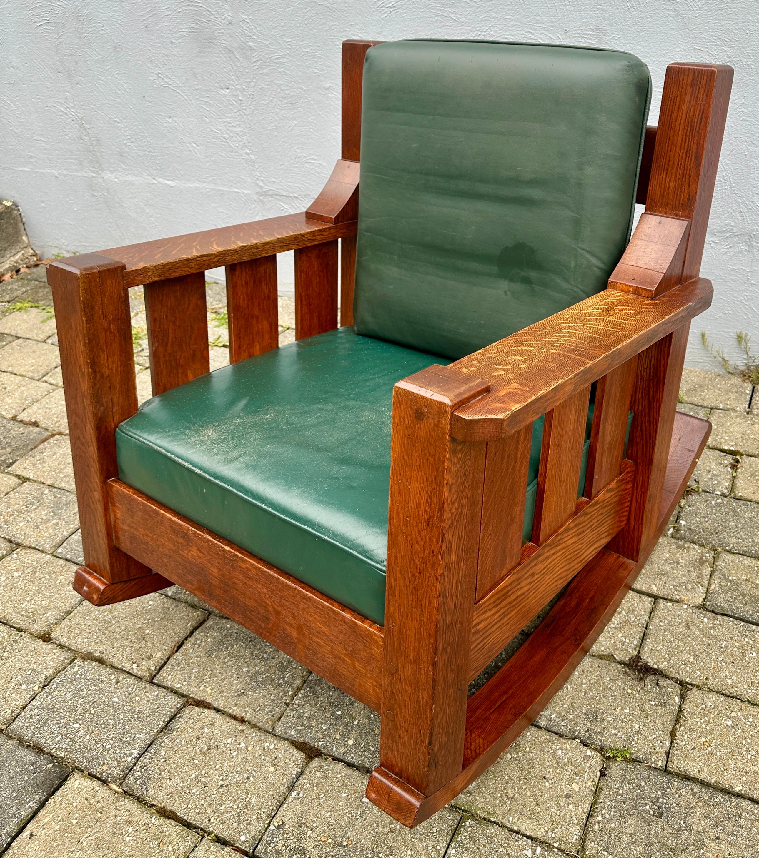American Antique Arts & Crafts Arm Rocking Cube Chair by 