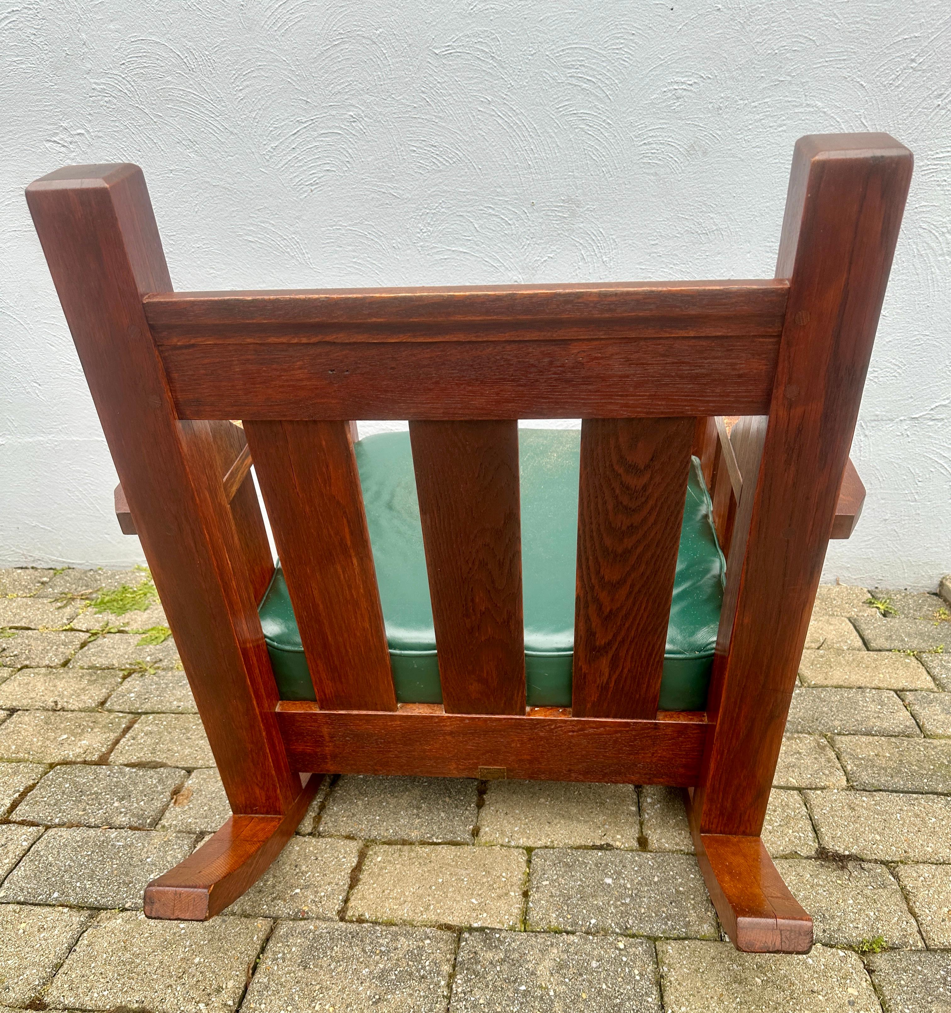 Antique Arts & Crafts Arm Rocking Cube Chair by 