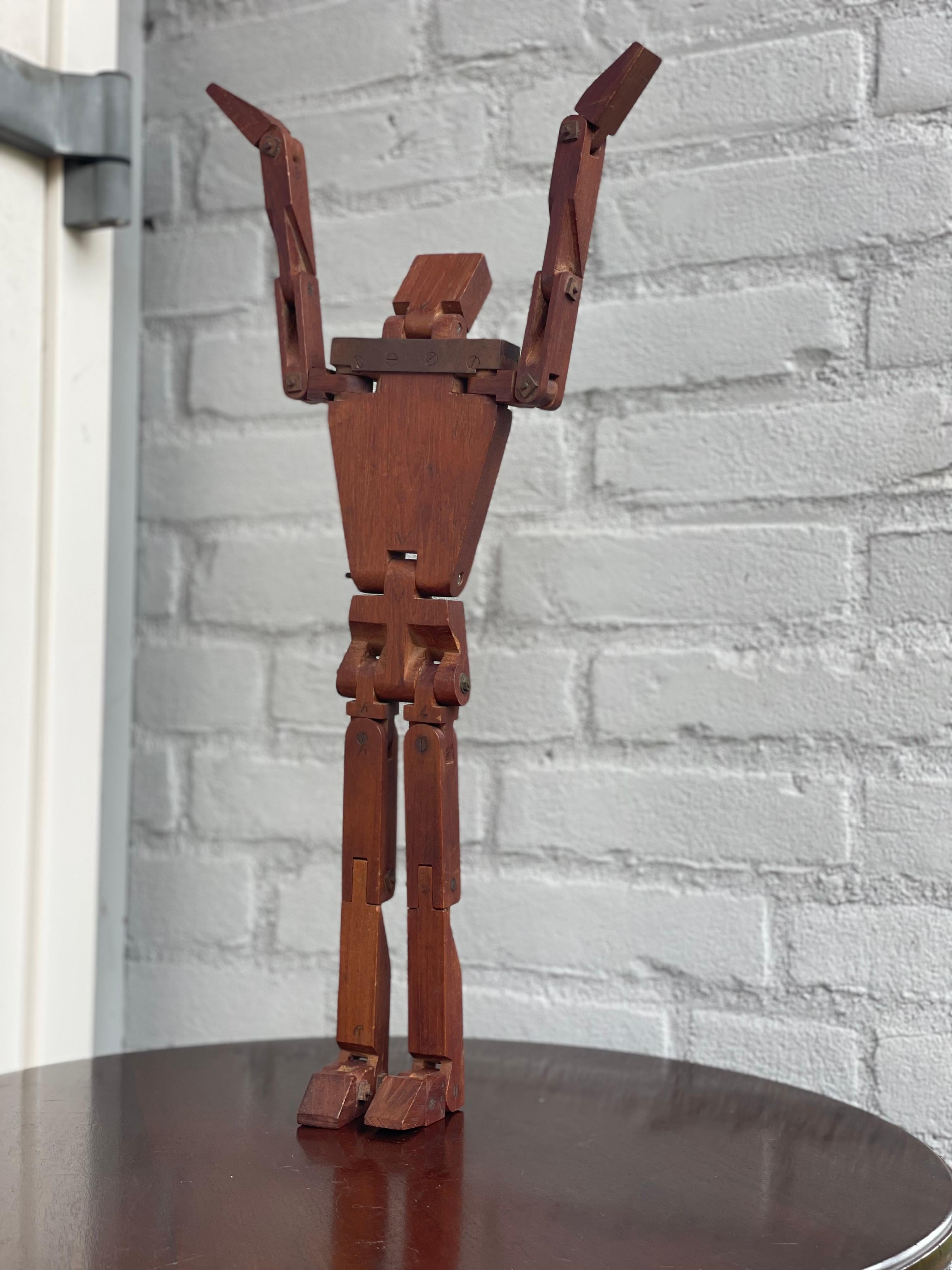 Antique Arts & Crafts Artist's Lay Figure / Articulated Wooden Mannequin ca1905 In Excellent Condition For Sale In Lisse, NL