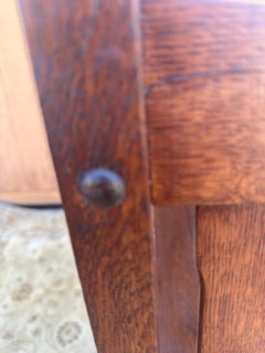 ANTIQUE   Arts & Crafts    BOOK/ MAGAZINE  STAND   - Stickley era. W2637