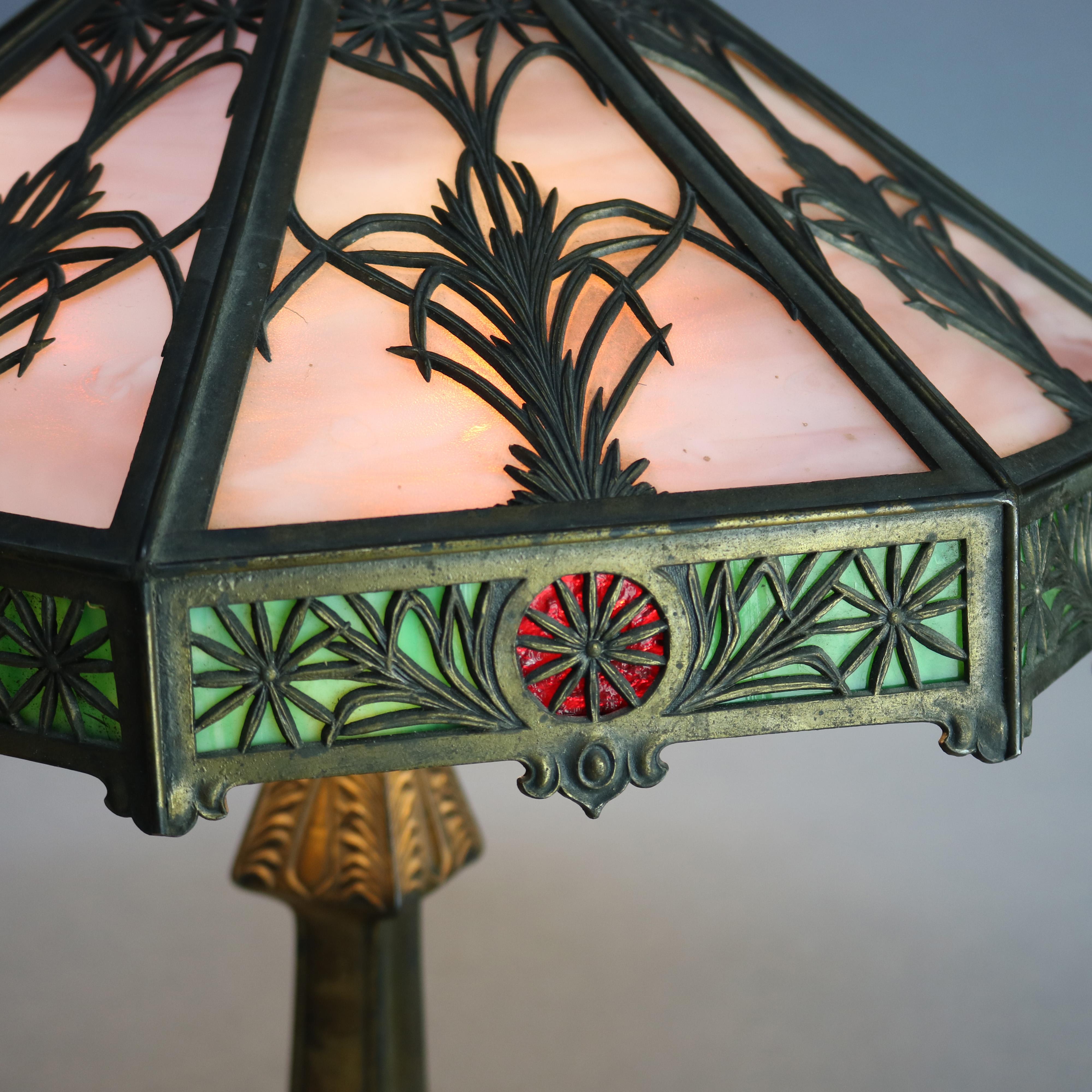 American Antique Arts & Crafts Bradley & Hubbard Slag Glass Table Lamp, circa 1920