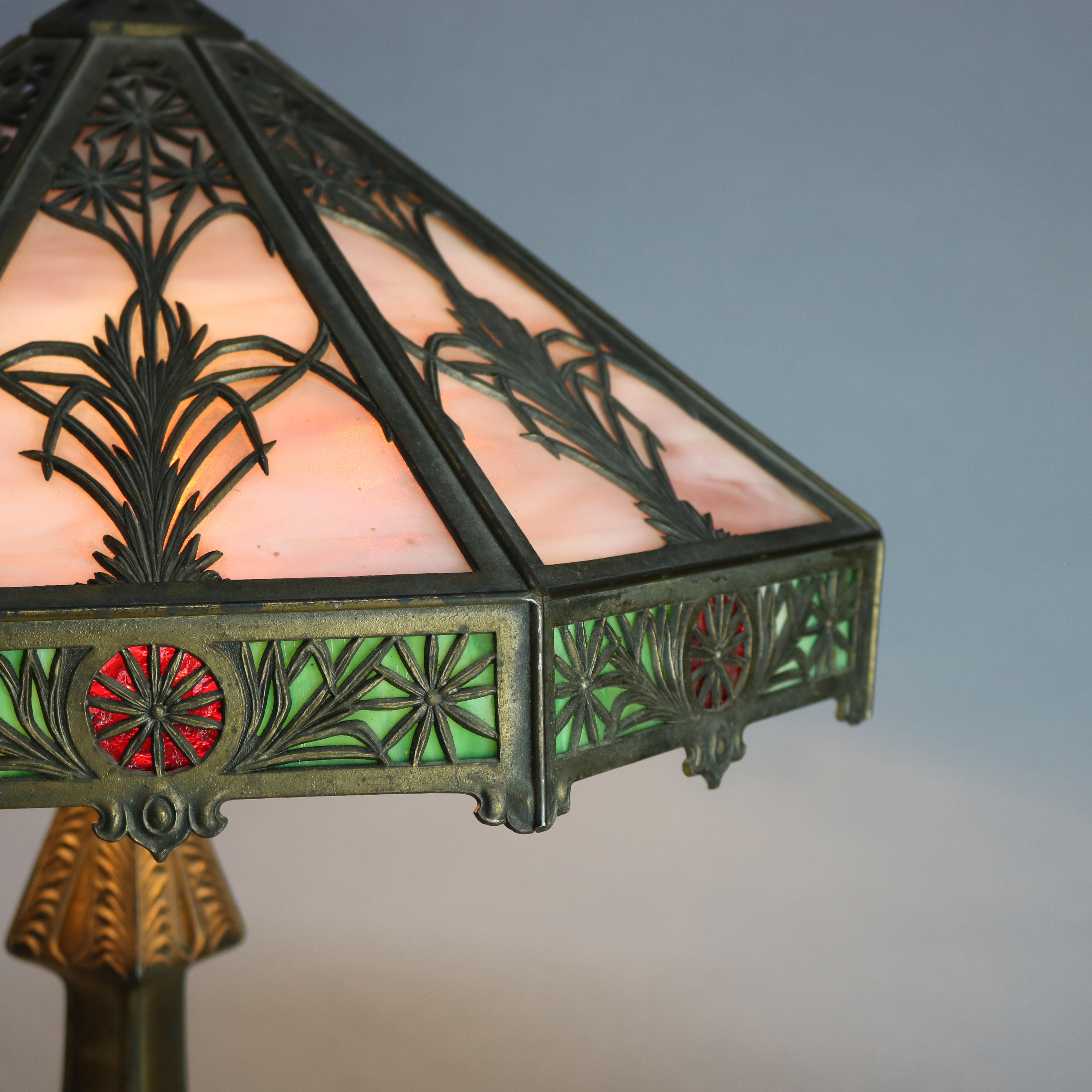 Antique Arts & Crafts Bradley & Hubbard Slag Glass Table Lamp, circa 1920 In Good Condition In Big Flats, NY