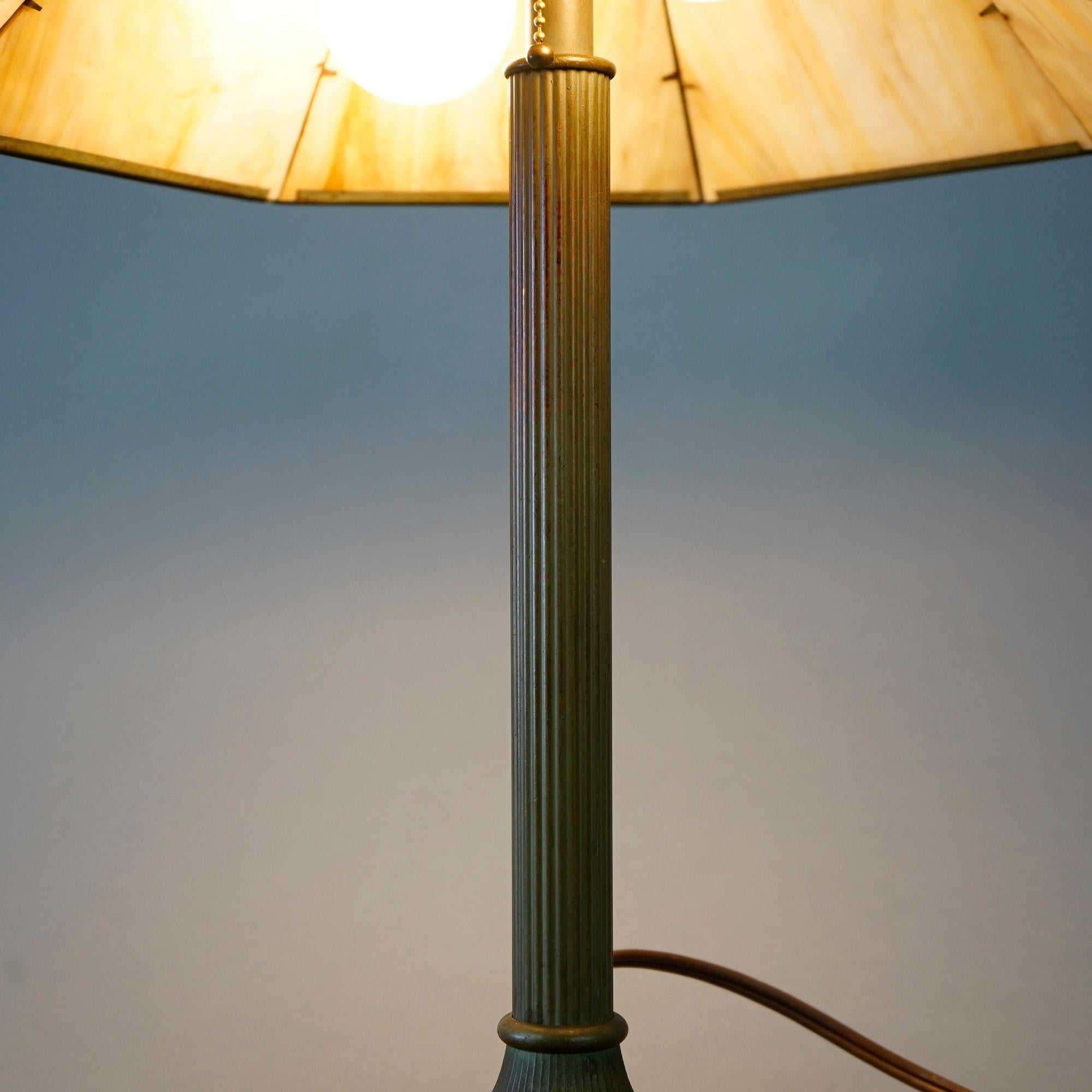 Antique Arts & Crafts Bradley & Hubbard Slag Glass Table Lamp, Signed, c1920 In Good Condition In Big Flats, NY