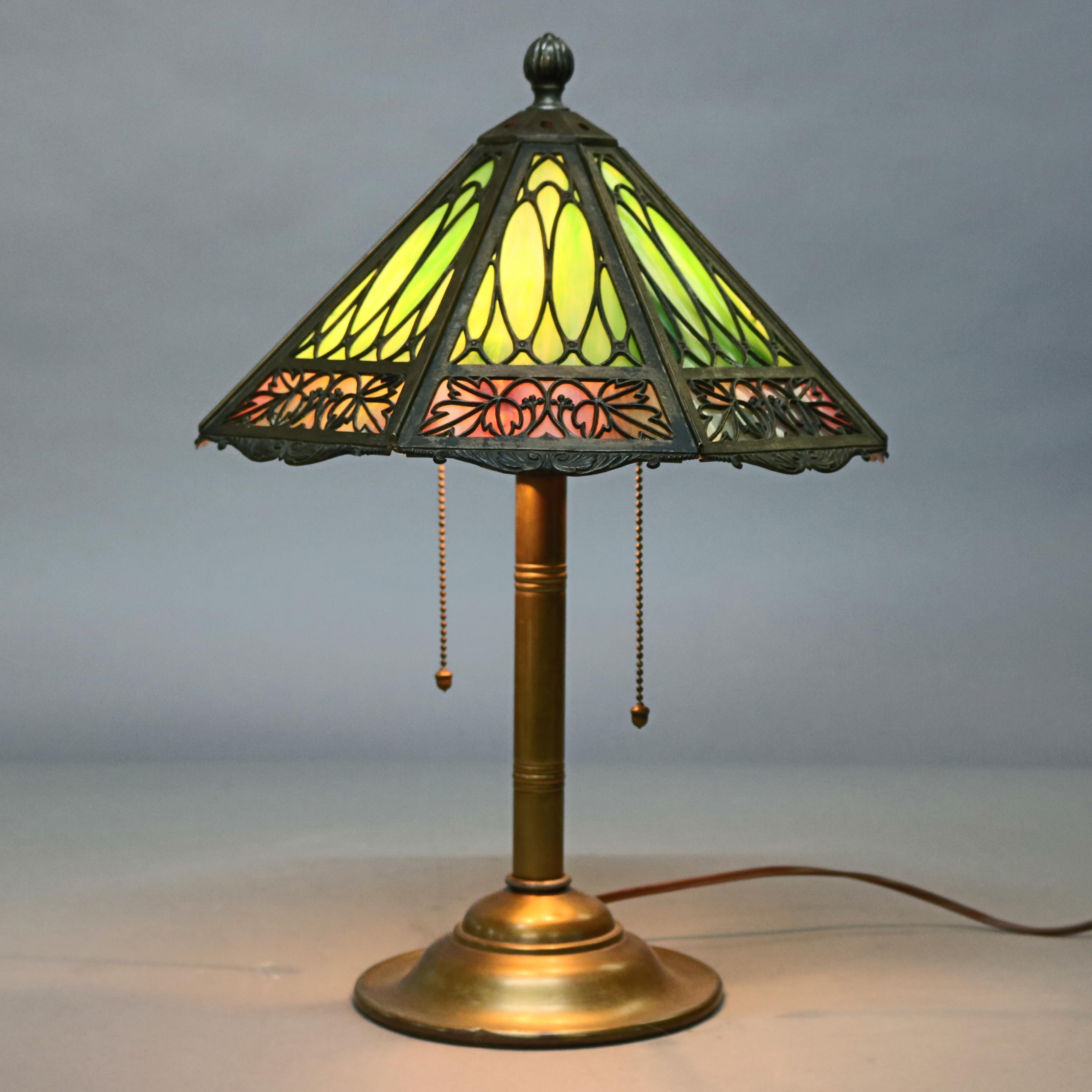 American Antique Arts & Crafts Bradly & Hubbard Slag Glass Table Lamp, circa 1920