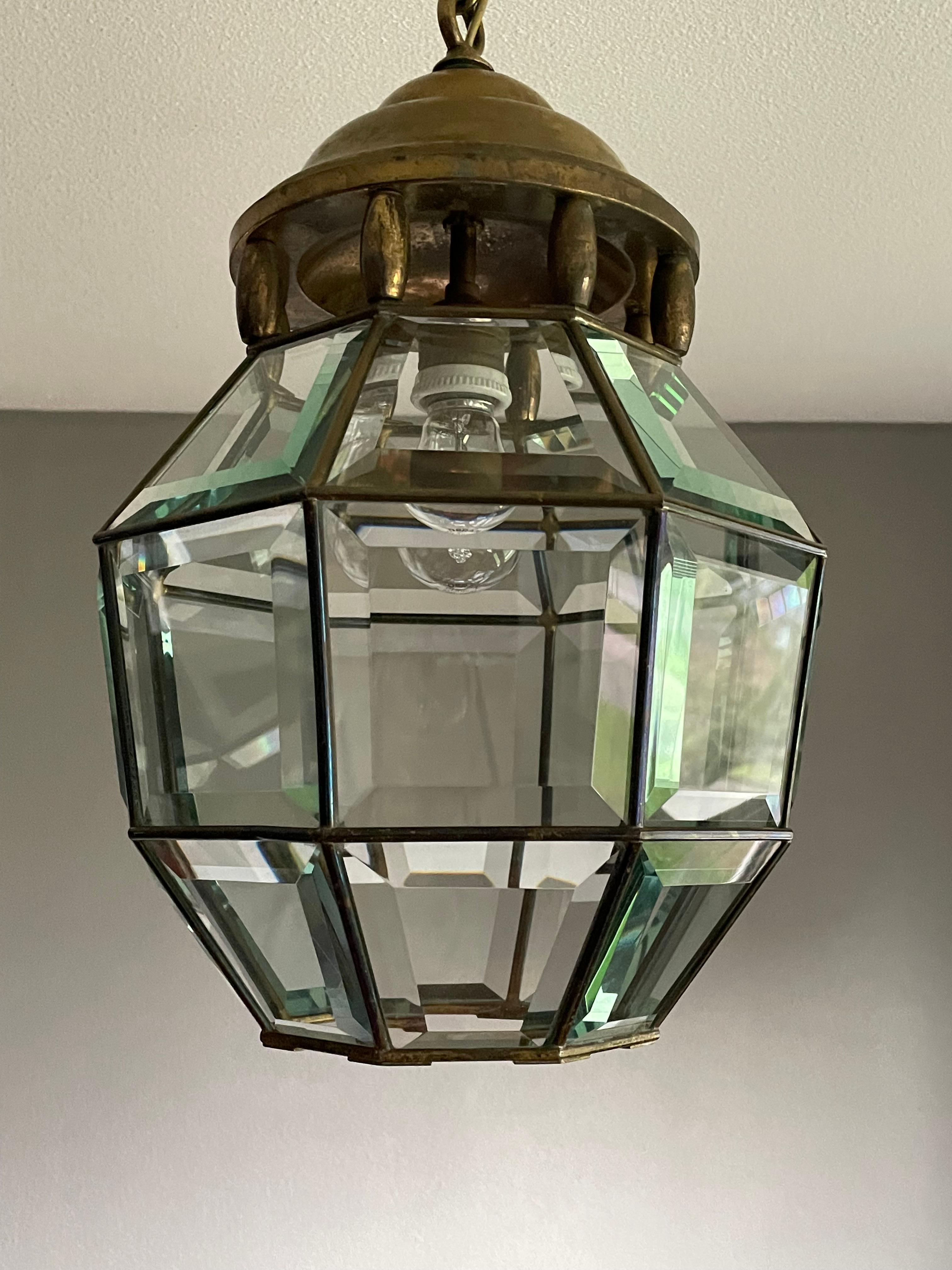 20th Century Antique Arts & Crafts Brass and Beveled Glass Entry Hall Pendant / Light Fixture For Sale