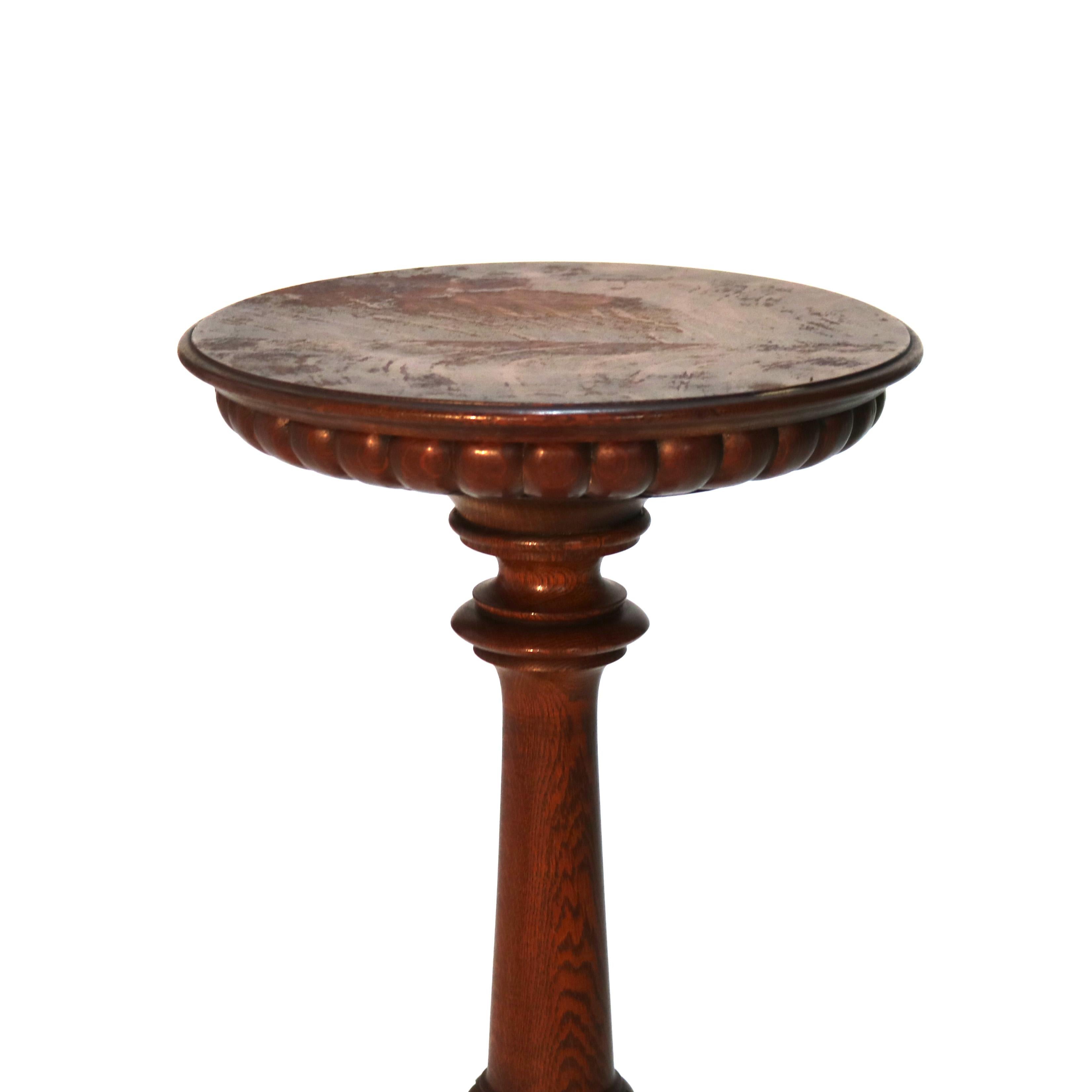 Antiguo soporte para plantas de roble tallado Arts & Crafts C1920 Tallado en venta