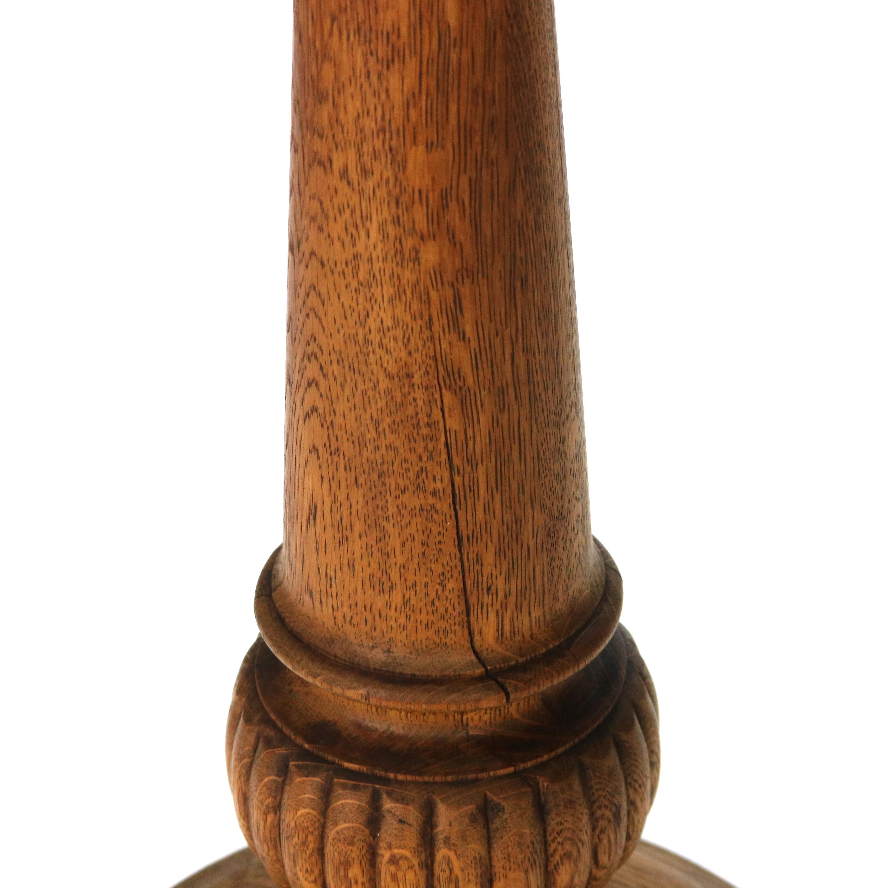 Antico supporto per piante in Oak Carved con elementi di melone C1920 in vendita 5