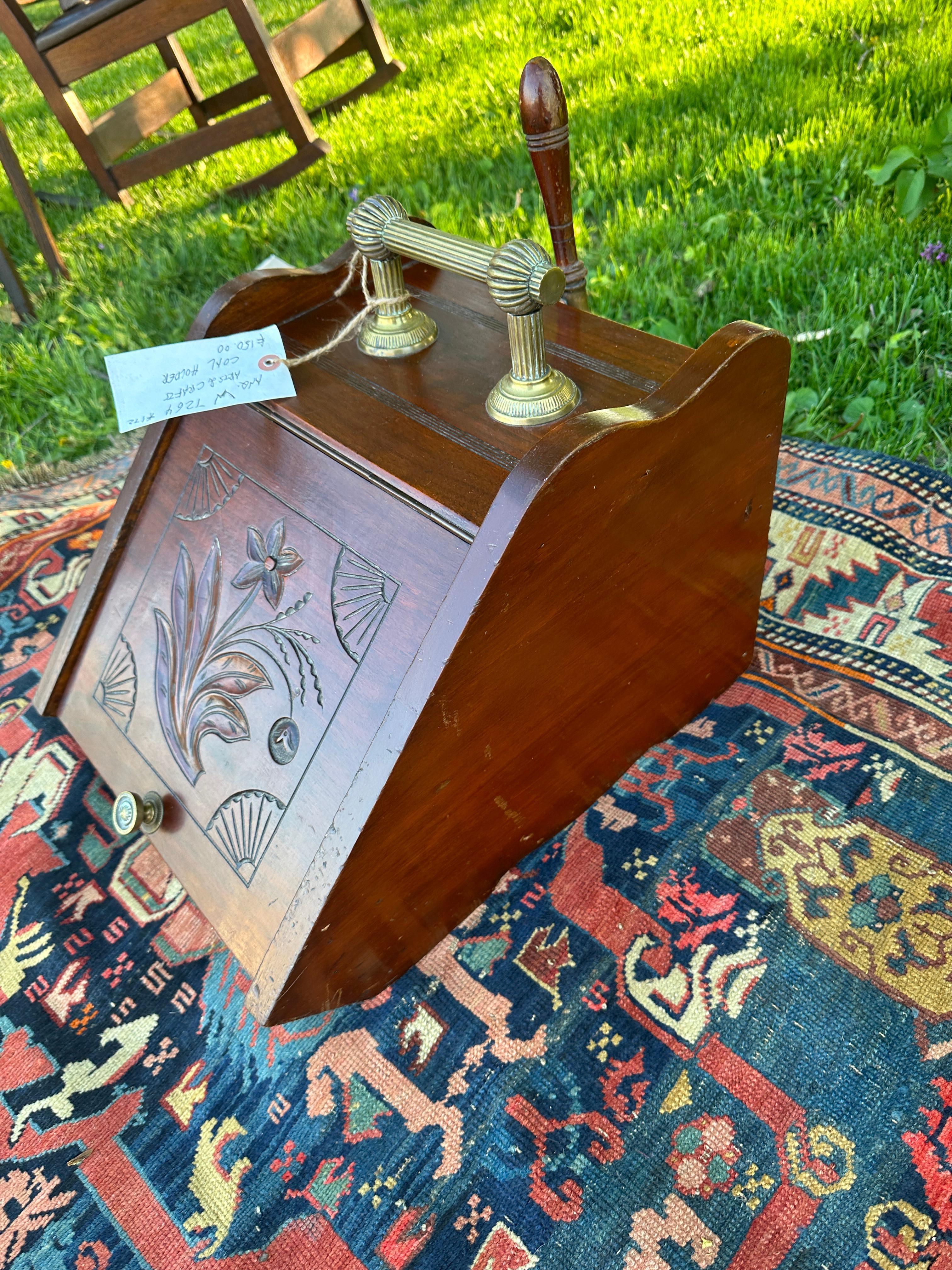 Antigua Carbonera Arts & Crafts - Época Stickley - W4977 siglo XX en venta