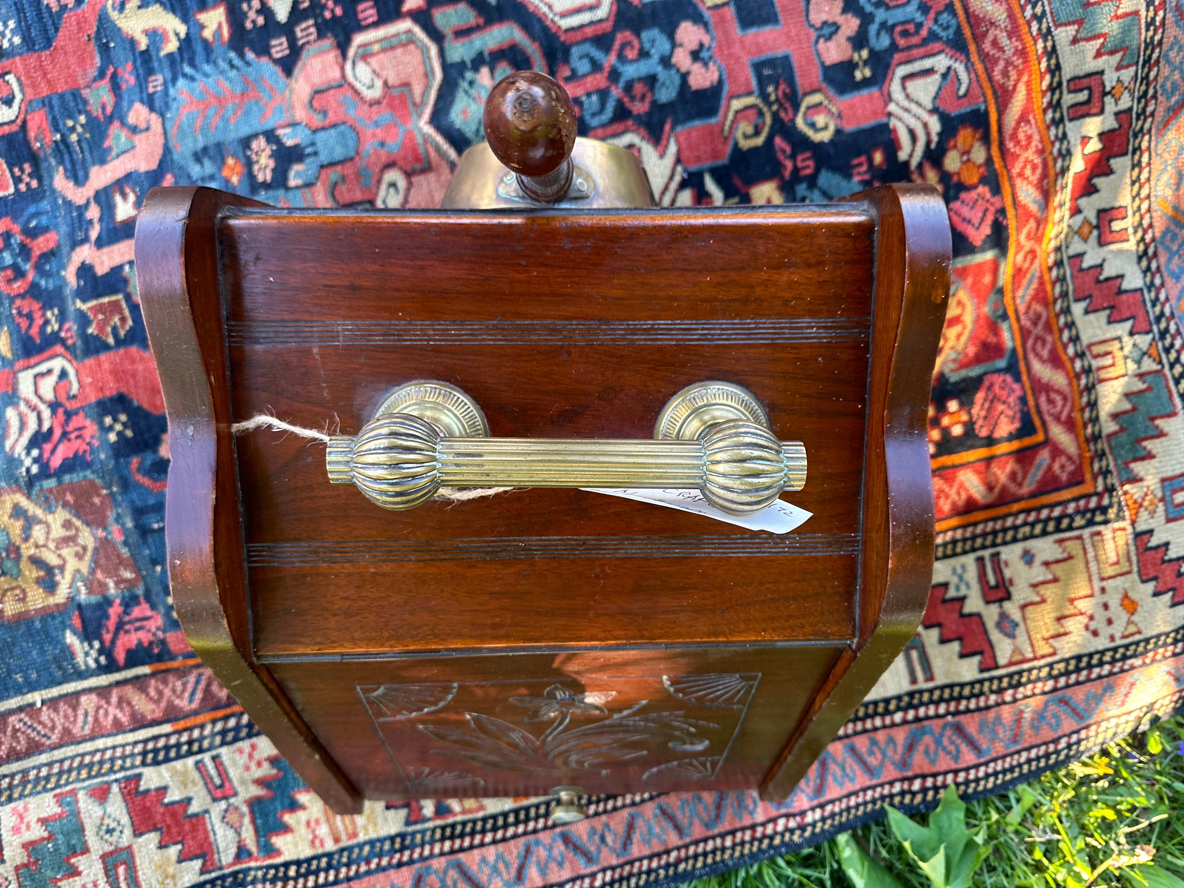 Antigua Carbonera Arts & Crafts - Época Stickley - W4977 Roble en venta