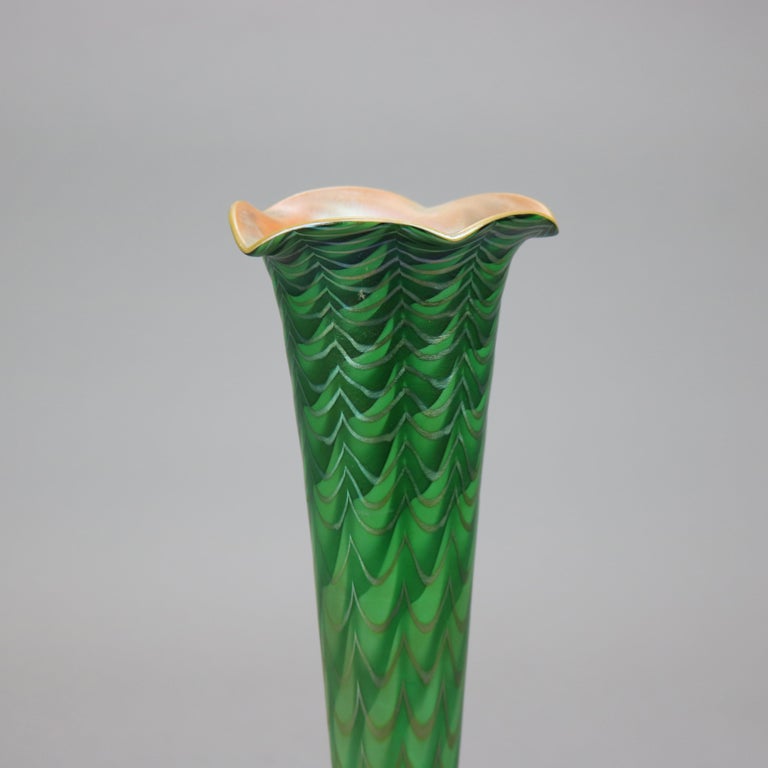20th Century Antique Arts & Crafts Durand Decorated Art Glass Green Vase Lamp Circa 1930 For Sale