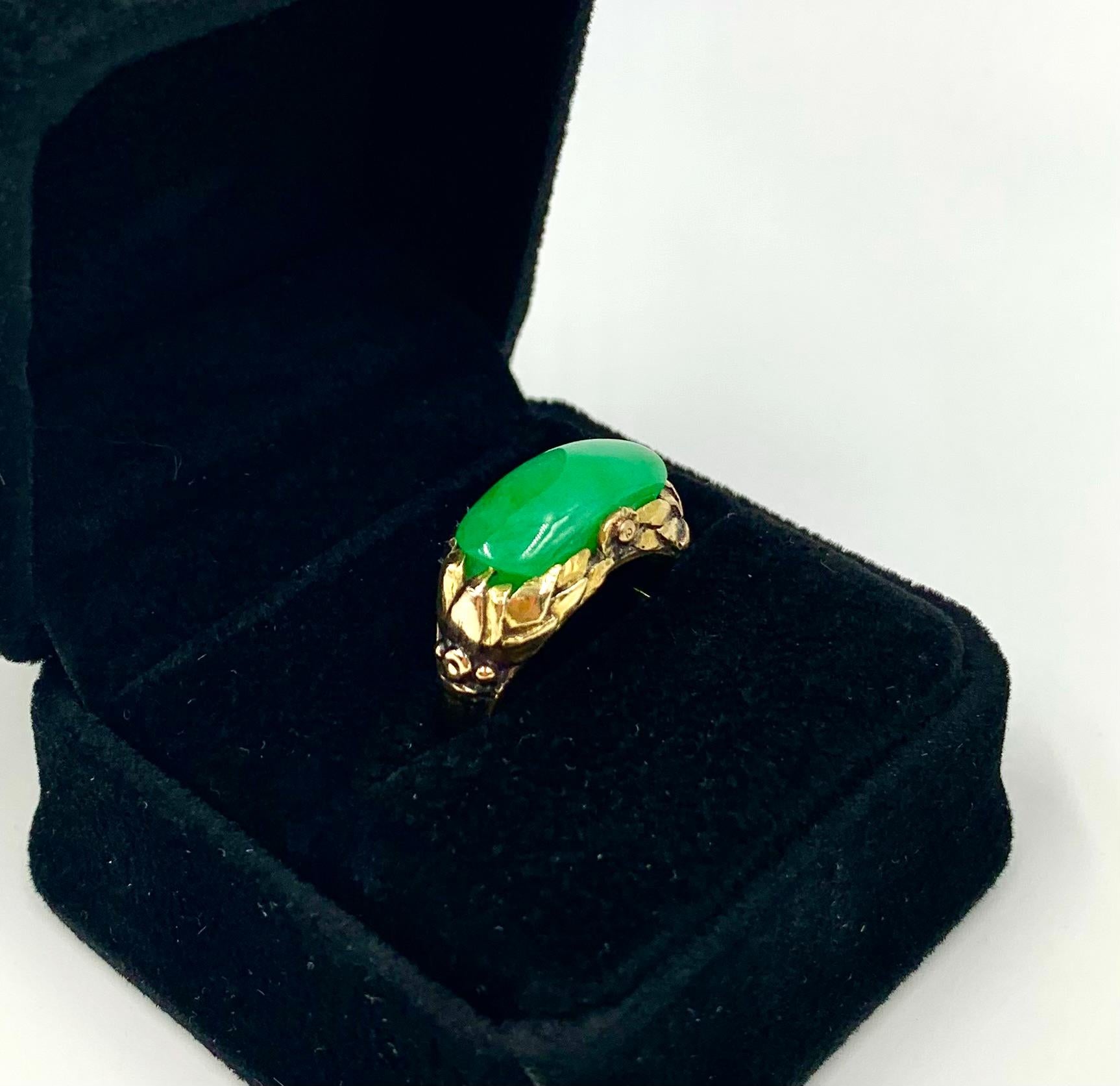Antique Arts & Crafts Fine Chinese Apple Green Jade 14K Yellow Gold Saddle Ring For Sale 6