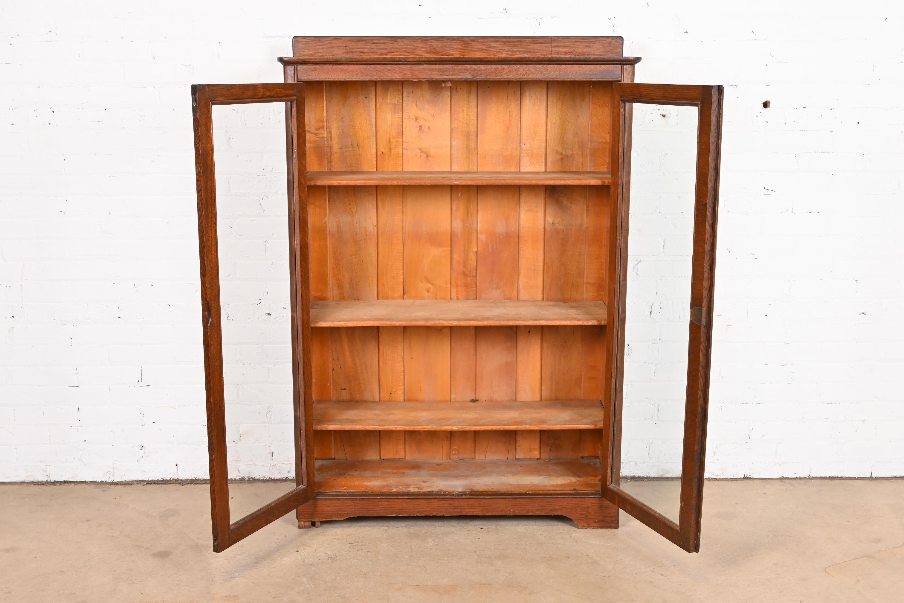 Antique Arts & Crafts Glass Front Bookcase by Larkin Co., Circa 1900 For Sale 1