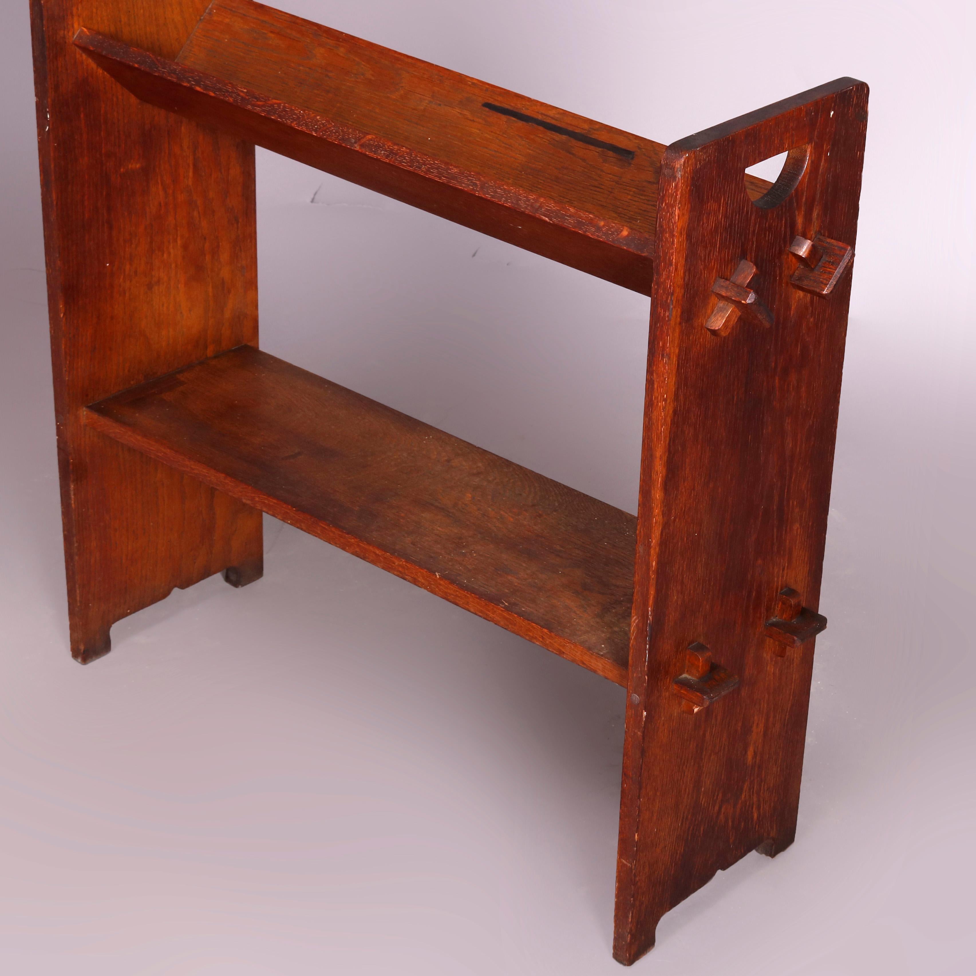 Antique Arts & Crafts Gustav Stickley Mission Oak Book Stand, circa 1910 In Good Condition In Big Flats, NY