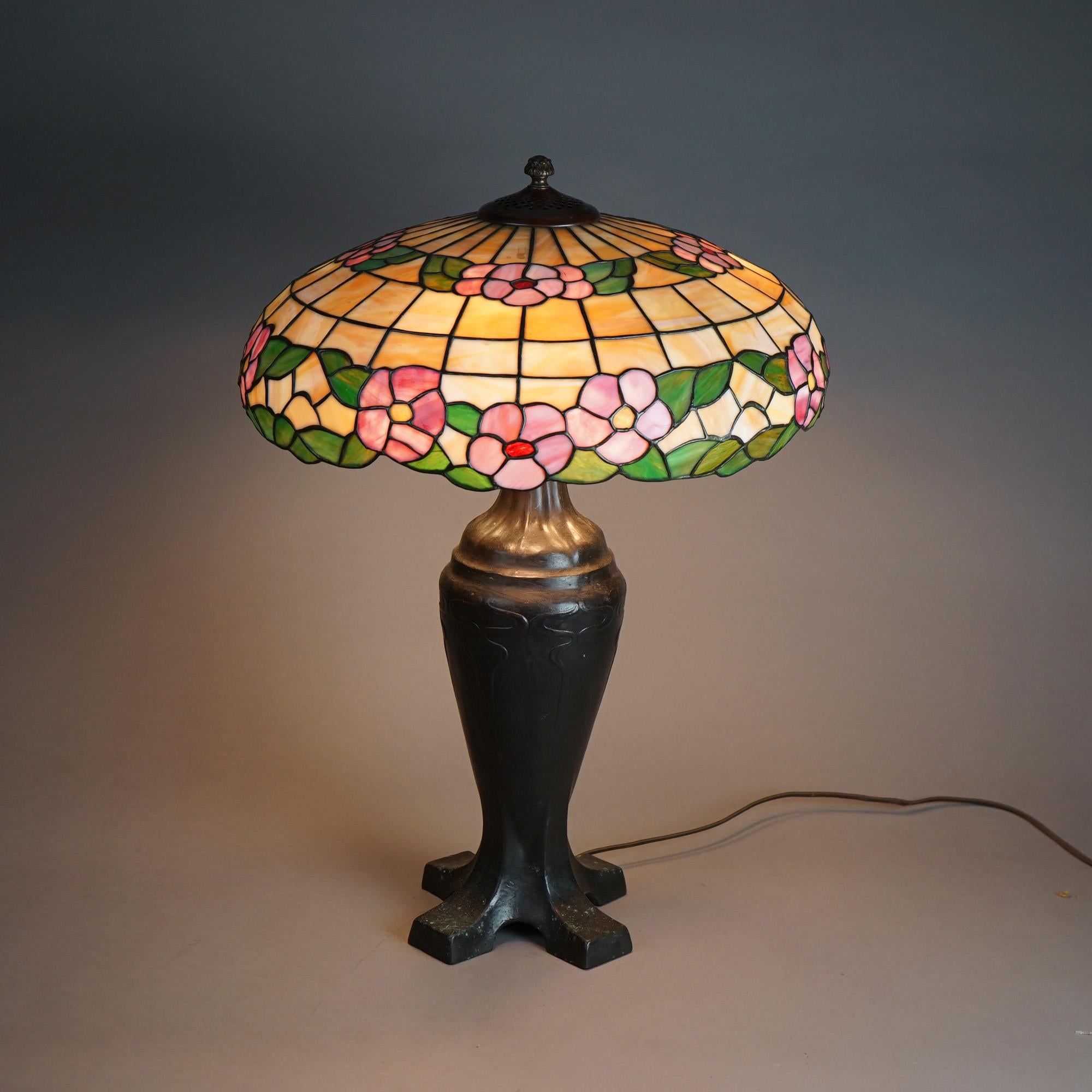 Antique Arts & Crafts Handel Style Leaded Glass Table Lamp on Bronze Base c1920 In Good Condition For Sale In Big Flats, NY