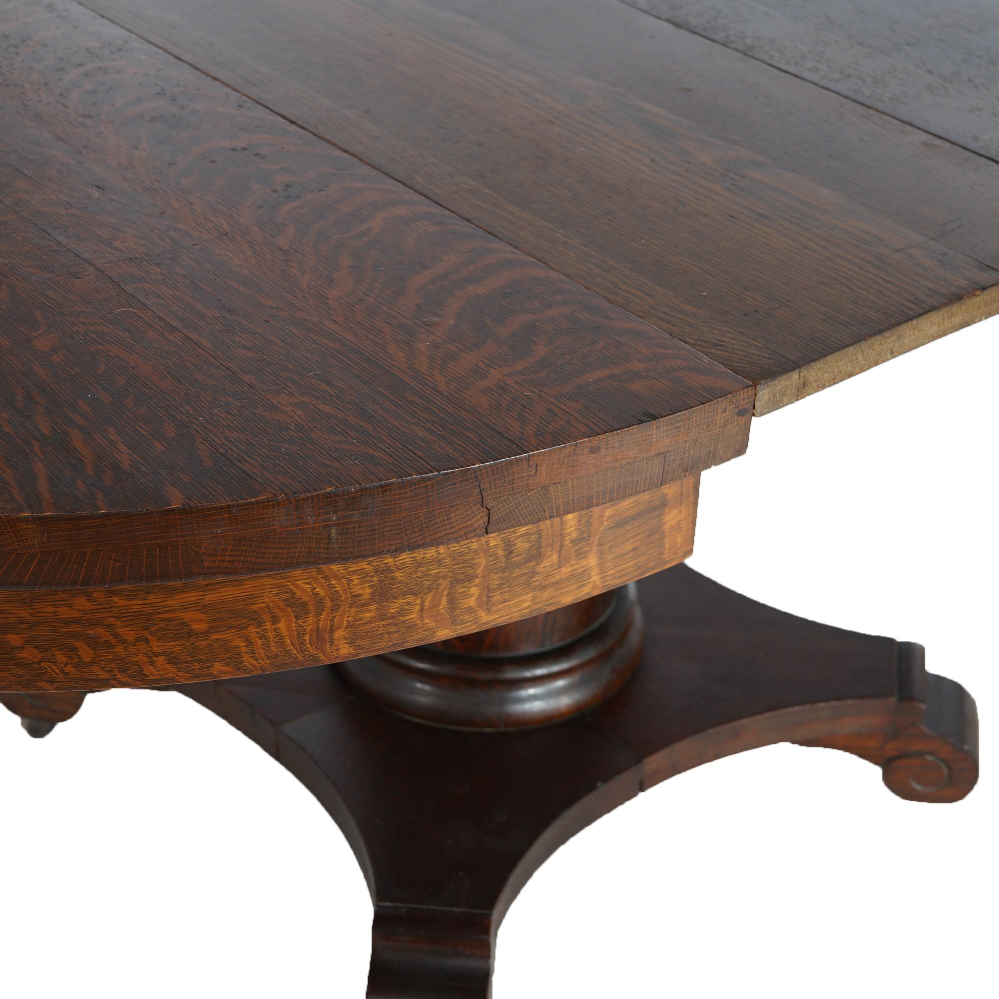 20th Century Antique Arts & Crafts Indian Head Co. Oak Dining Table with Four Leaves, c1910
