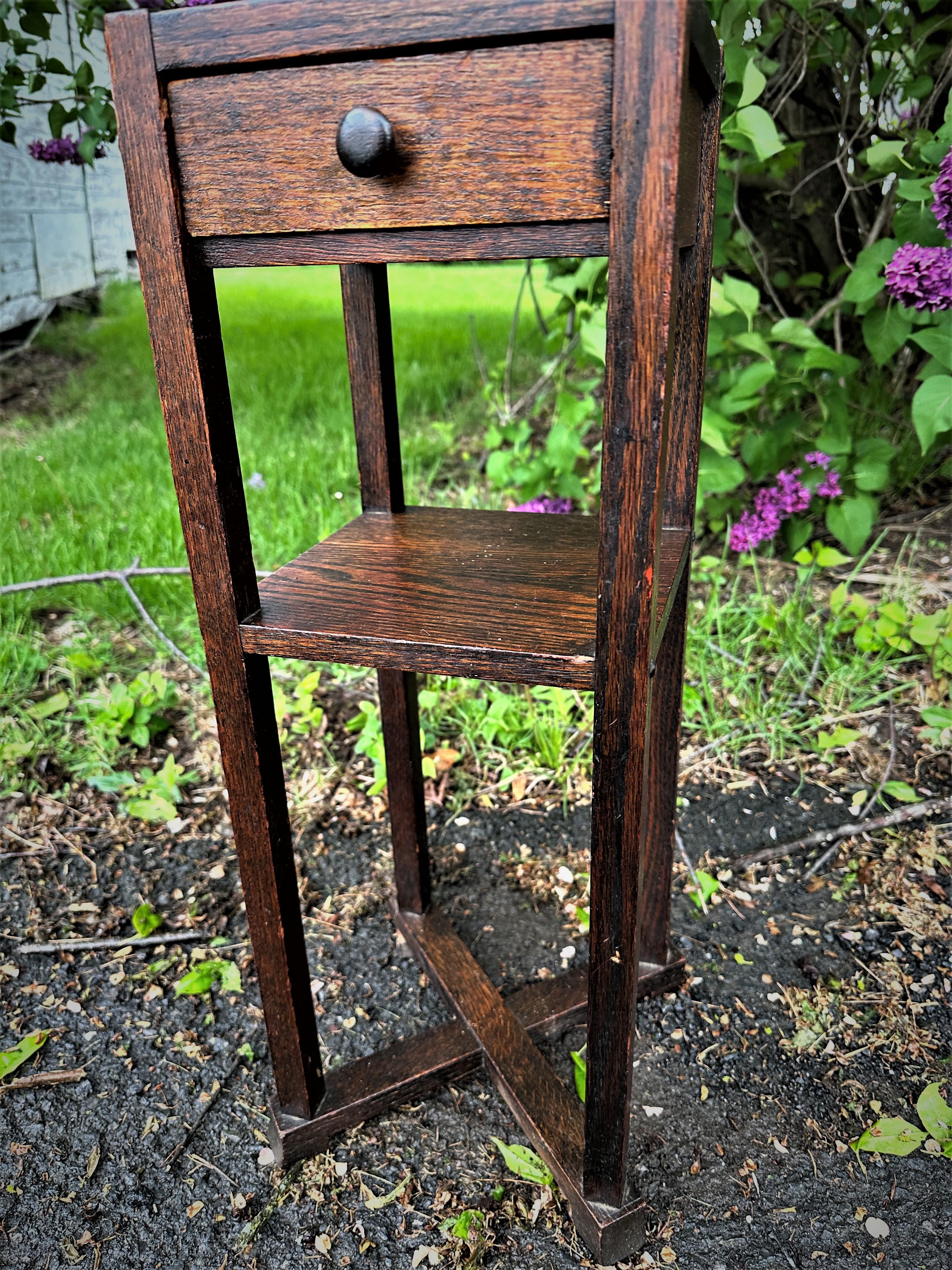 Antiguo Arts & Crafts 