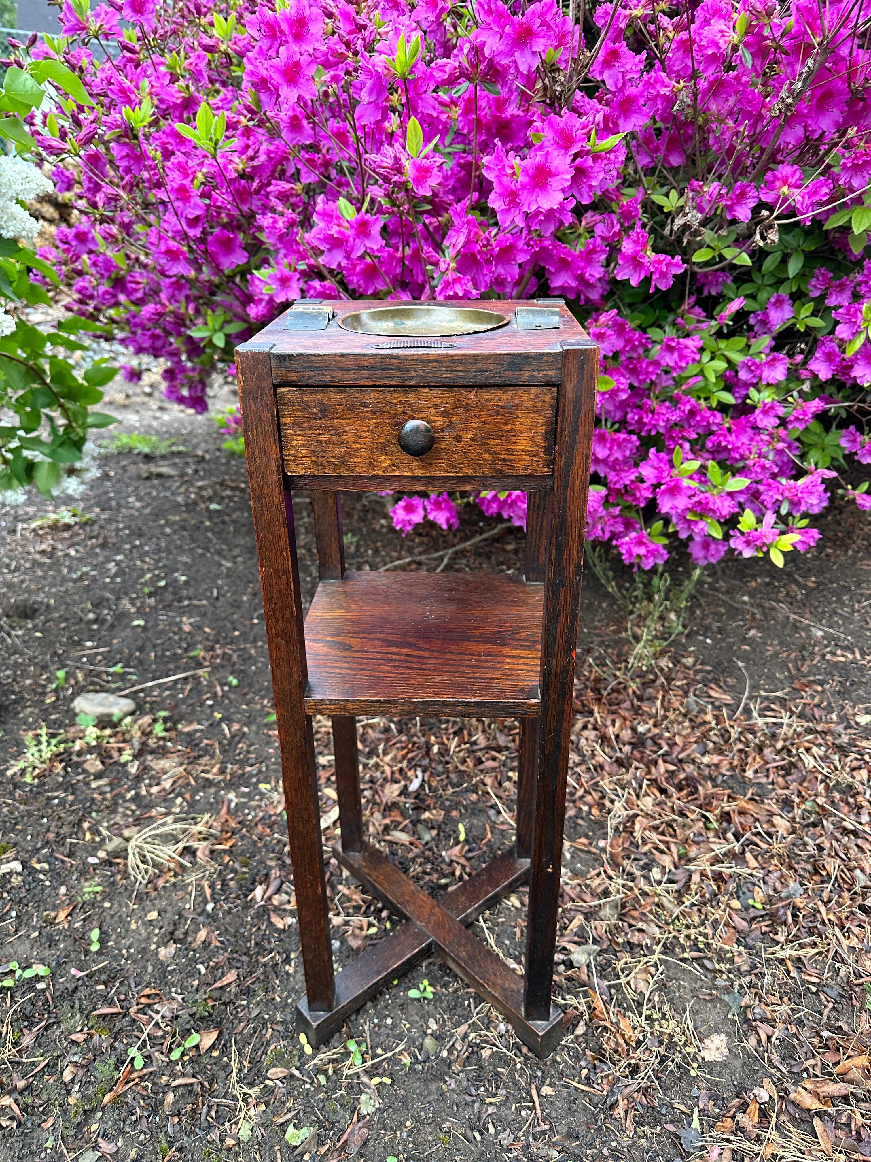 Antiguo Arts & Crafts 
