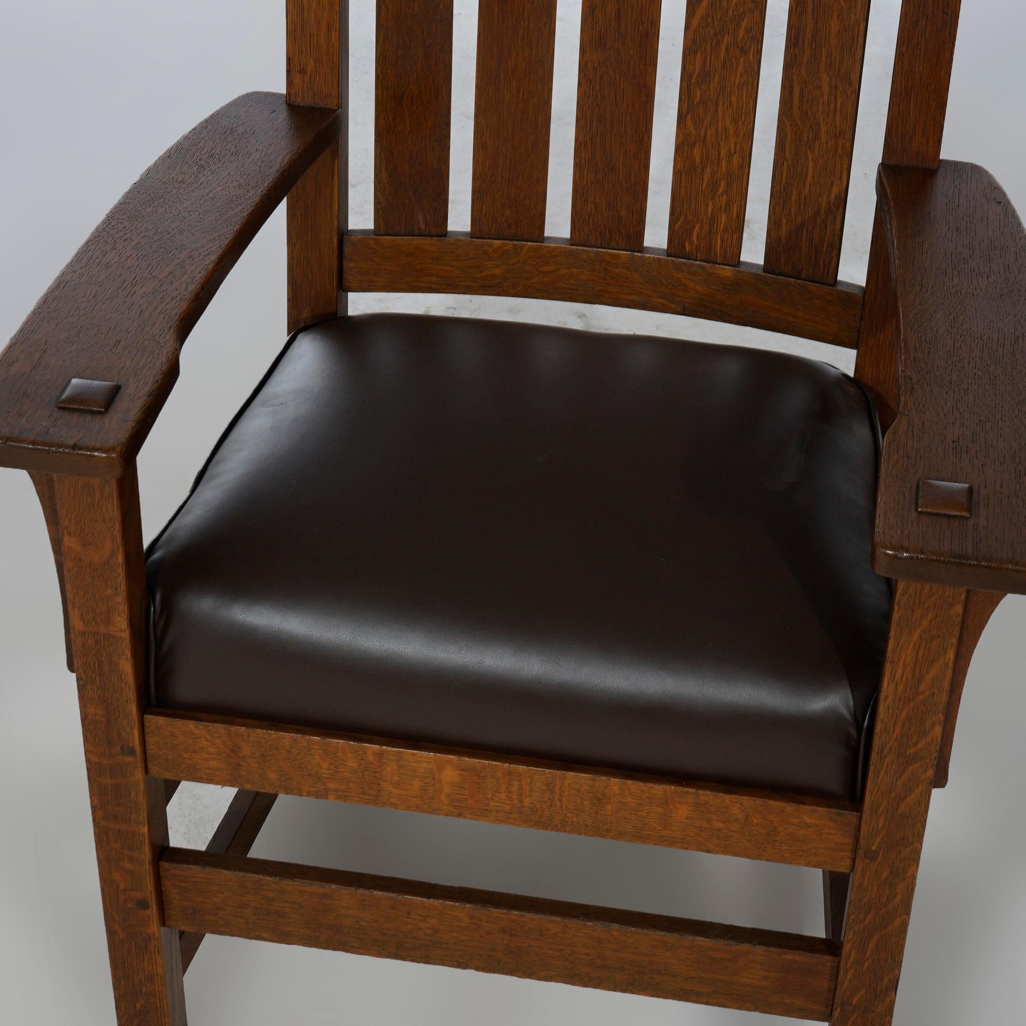 Antique Arts & Crafts L & Jg Stickley Oak Arm Chair, Circa 1910 In Good Condition In Big Flats, NY