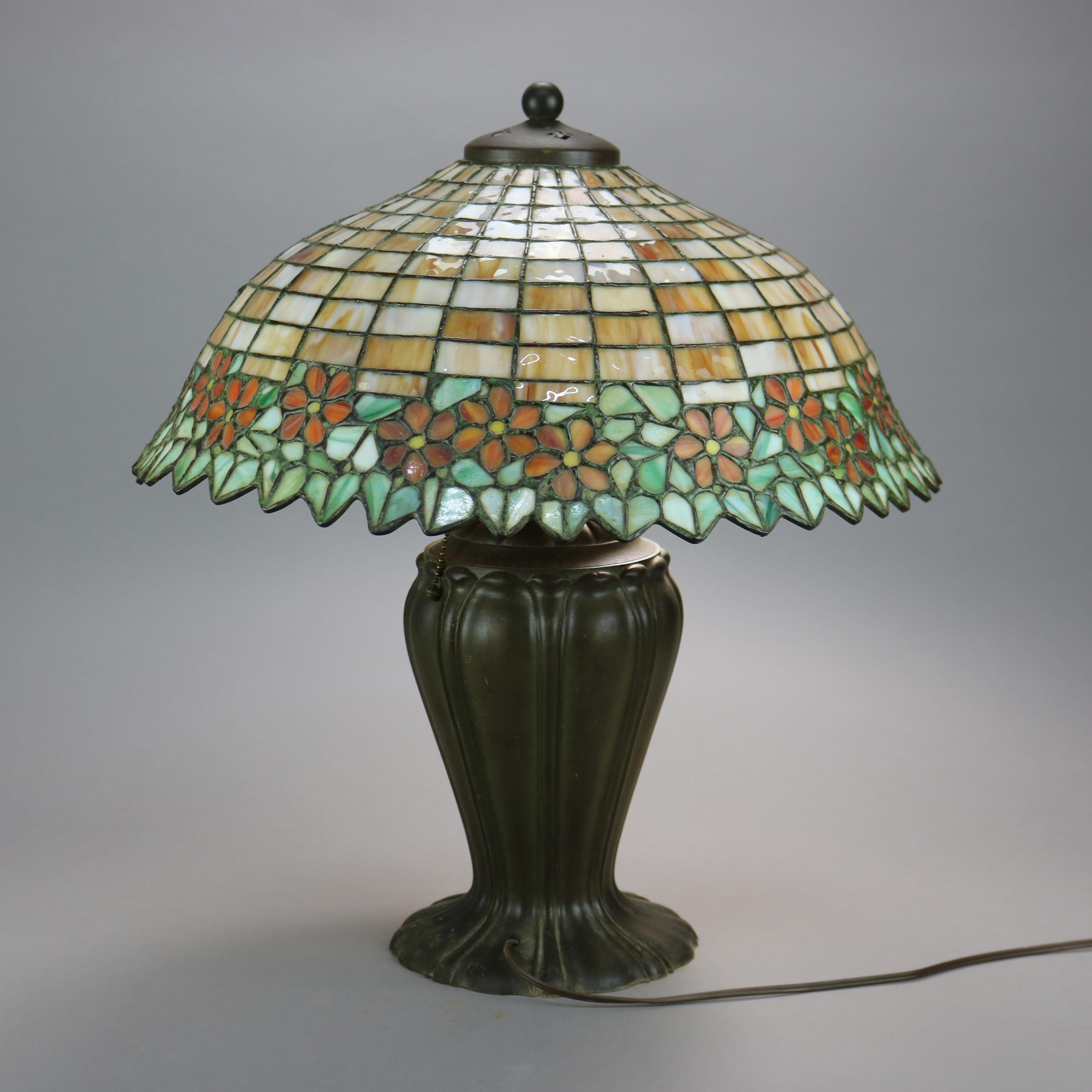 American Antique Arts & Crafts Leaded Glass Table Lamp, Attr. Unique & Handel, circa 1920