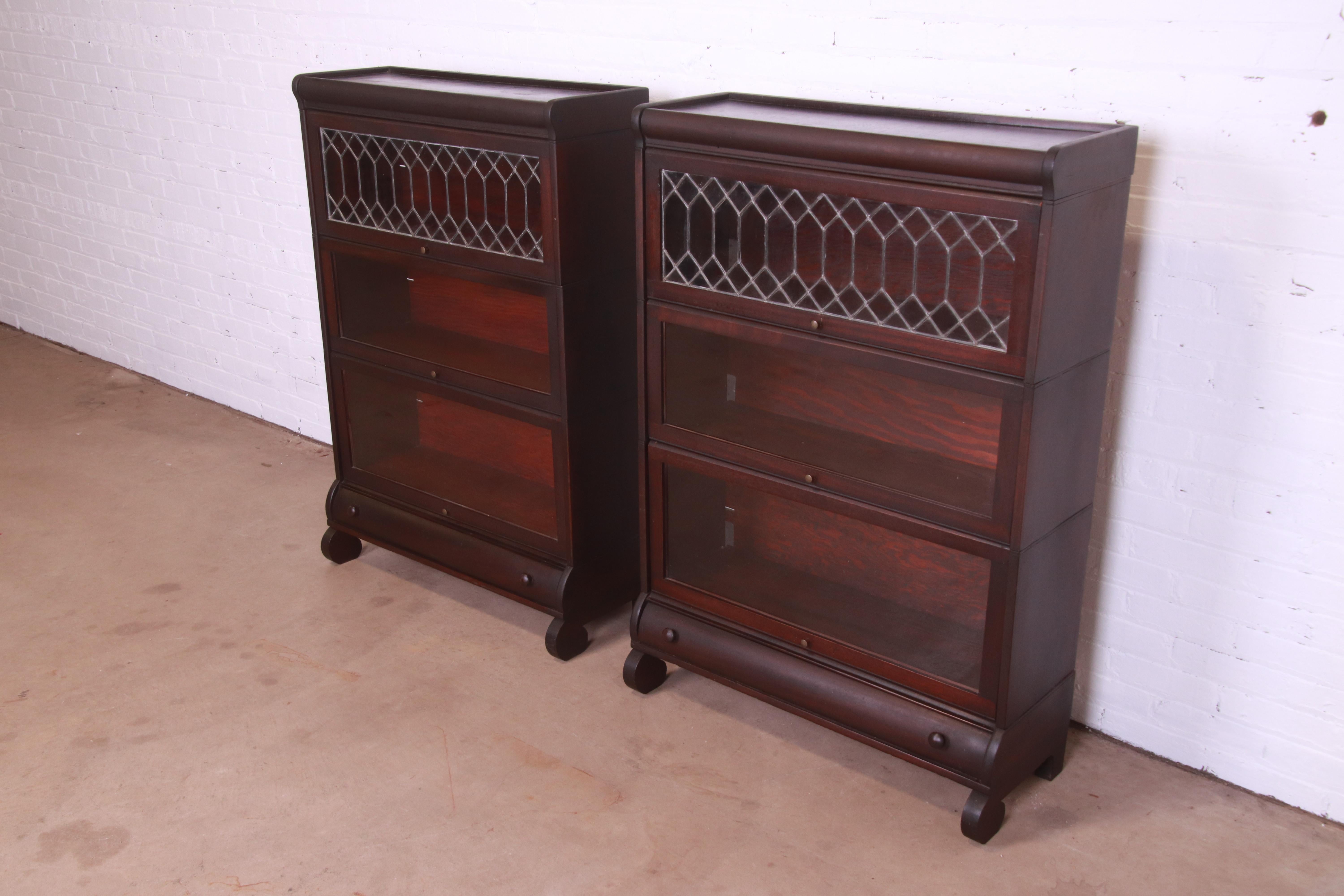 Antique Arts & Crafts Mahogany Barrister Bookcases with Leaded Glass, Pair In Good Condition In South Bend, IN