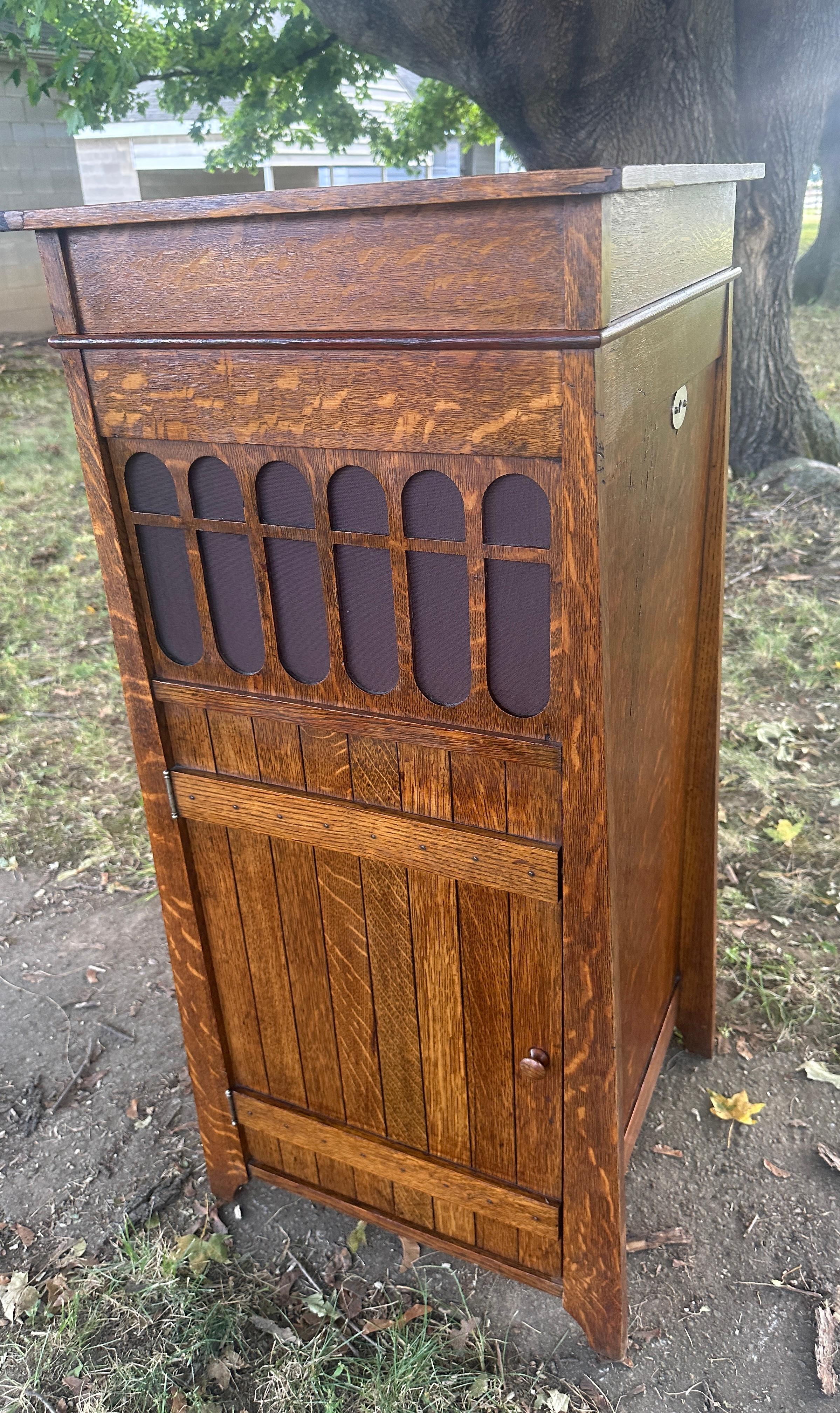 Arts and Crafts Antique Arts & Crafts Manual Turntable Cabinet (Roycroft?) For Sale