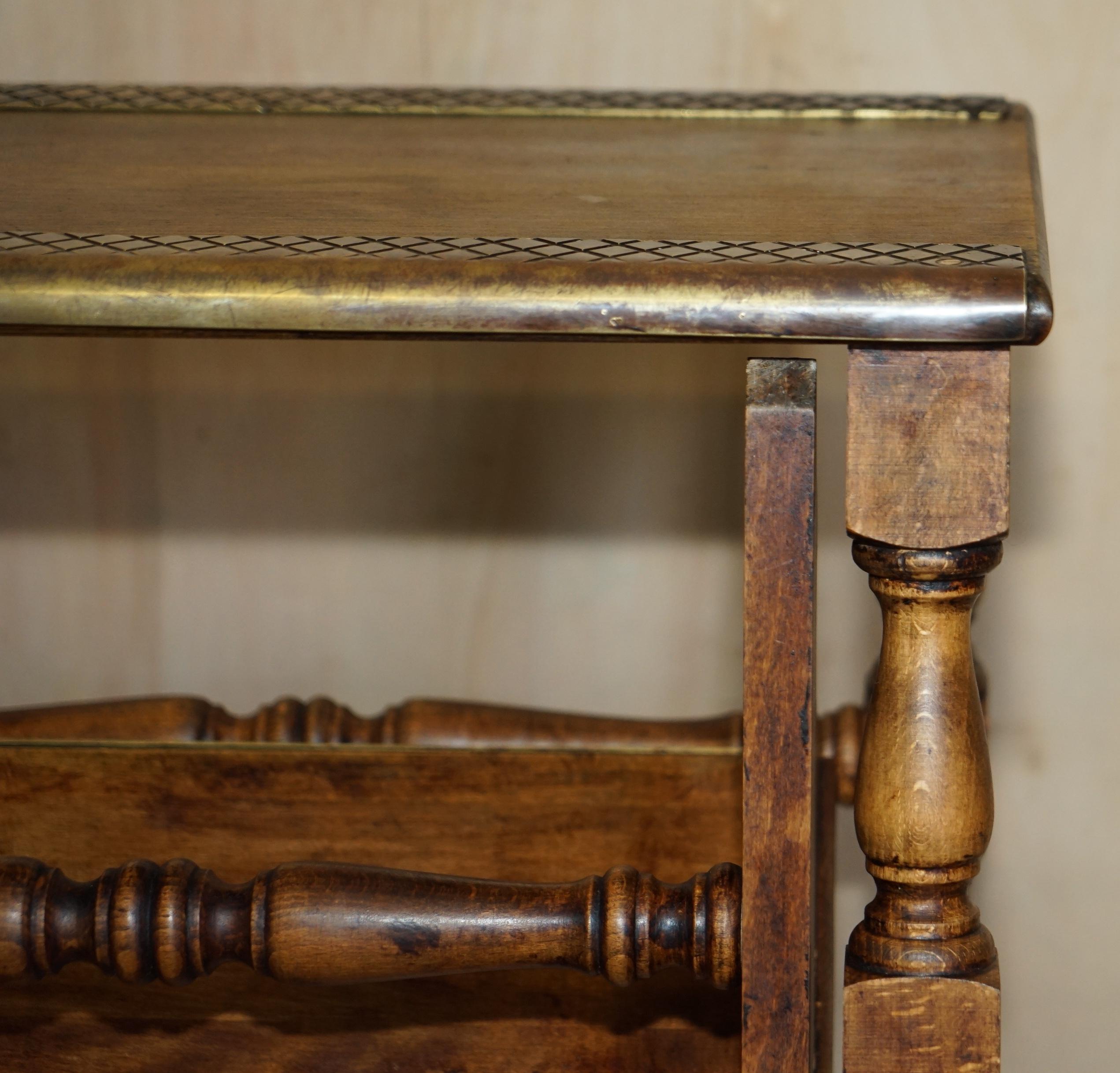 XIXe siècle Table d'appoint antique Arts & Crafts Metamorphic Library Steps Ladder en laiton Tread