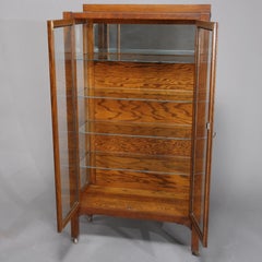 Antique Arts & Crafts Mission Oak 2-Door China Cabinet, circa 1910