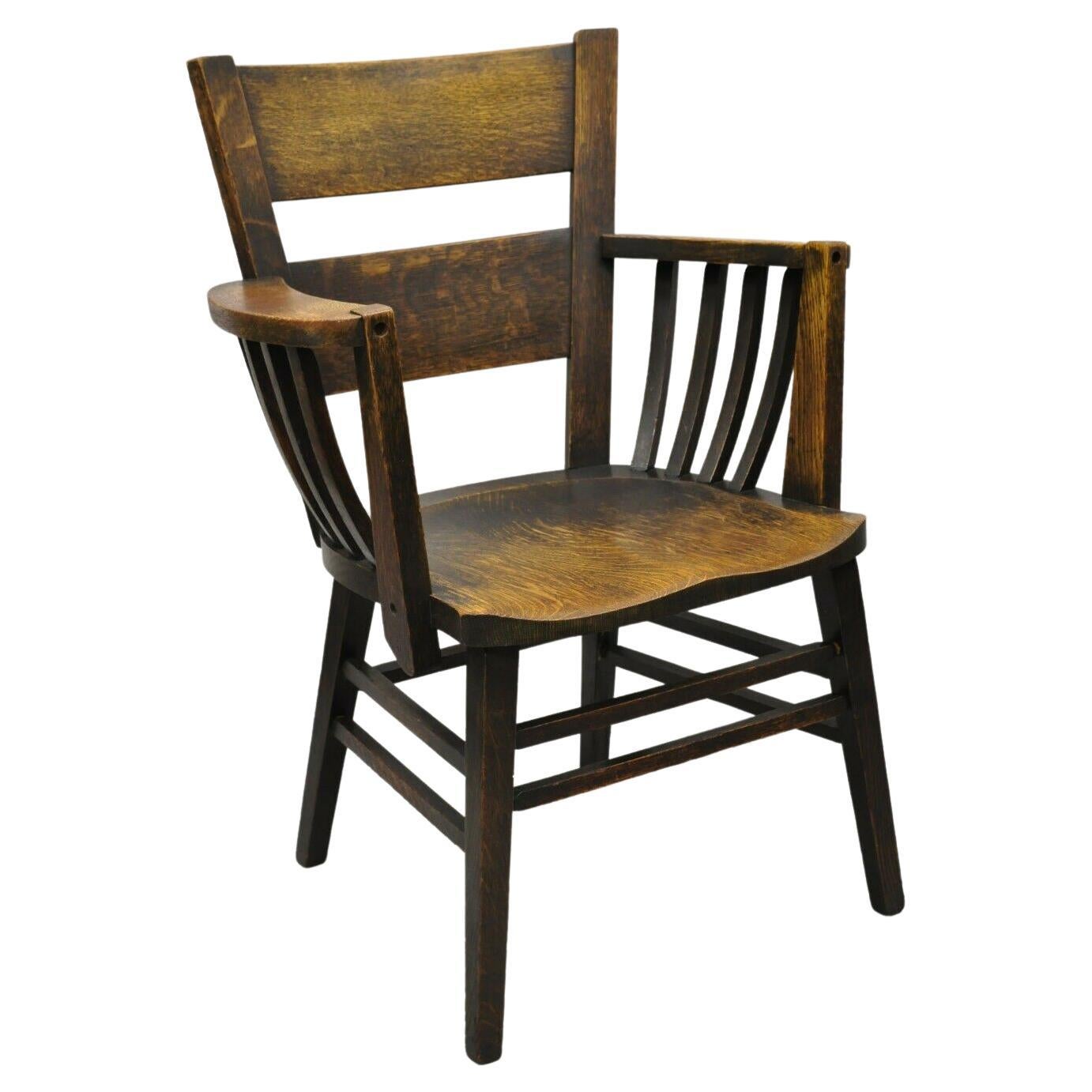 Antique Arts & Crafts Mission Oak Bowed Spindle Plank Seat Arm Chair For Sale
