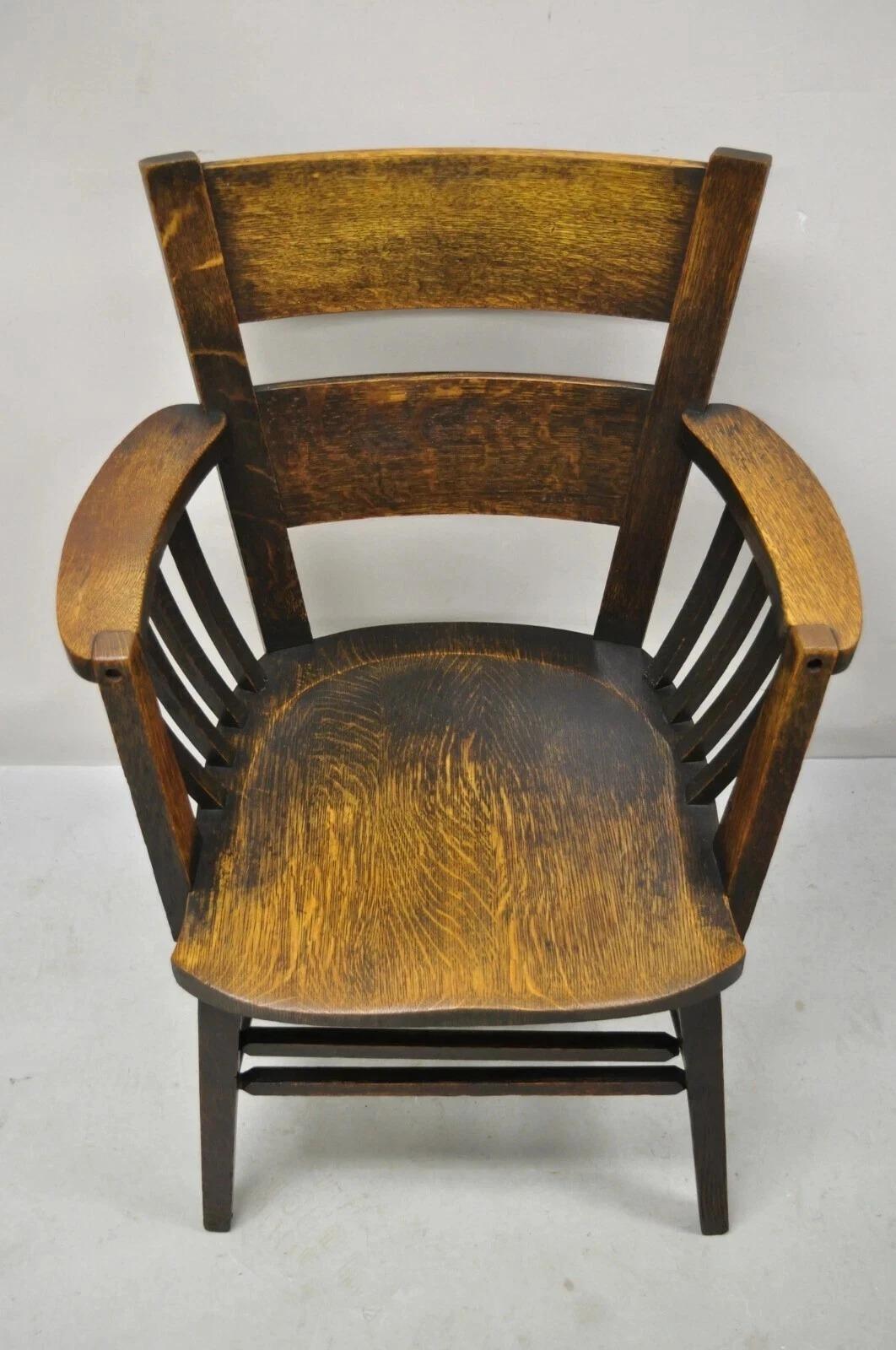 Antiguo Sillón Escolar Arts & Crafts Mission Arts & Crafts Oak Bowed Spindle Plank Seat Artes y manualidades en venta