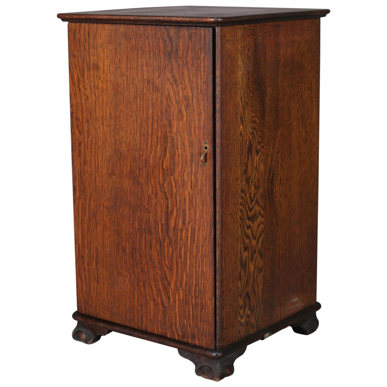 Antique Arts & Crafts Mission Oak Edison Cylinder and Phonograph Cabinet