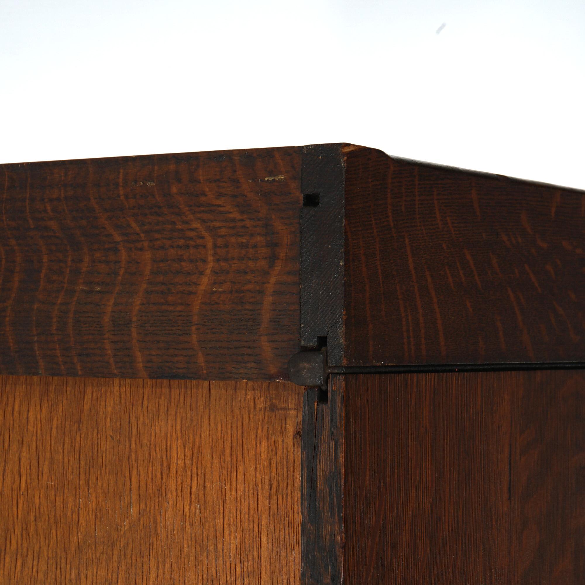 Ancienne Mission Arts & Crafts Oak Oak Barrister Five-Stack Bookcase C1910 en vente 5