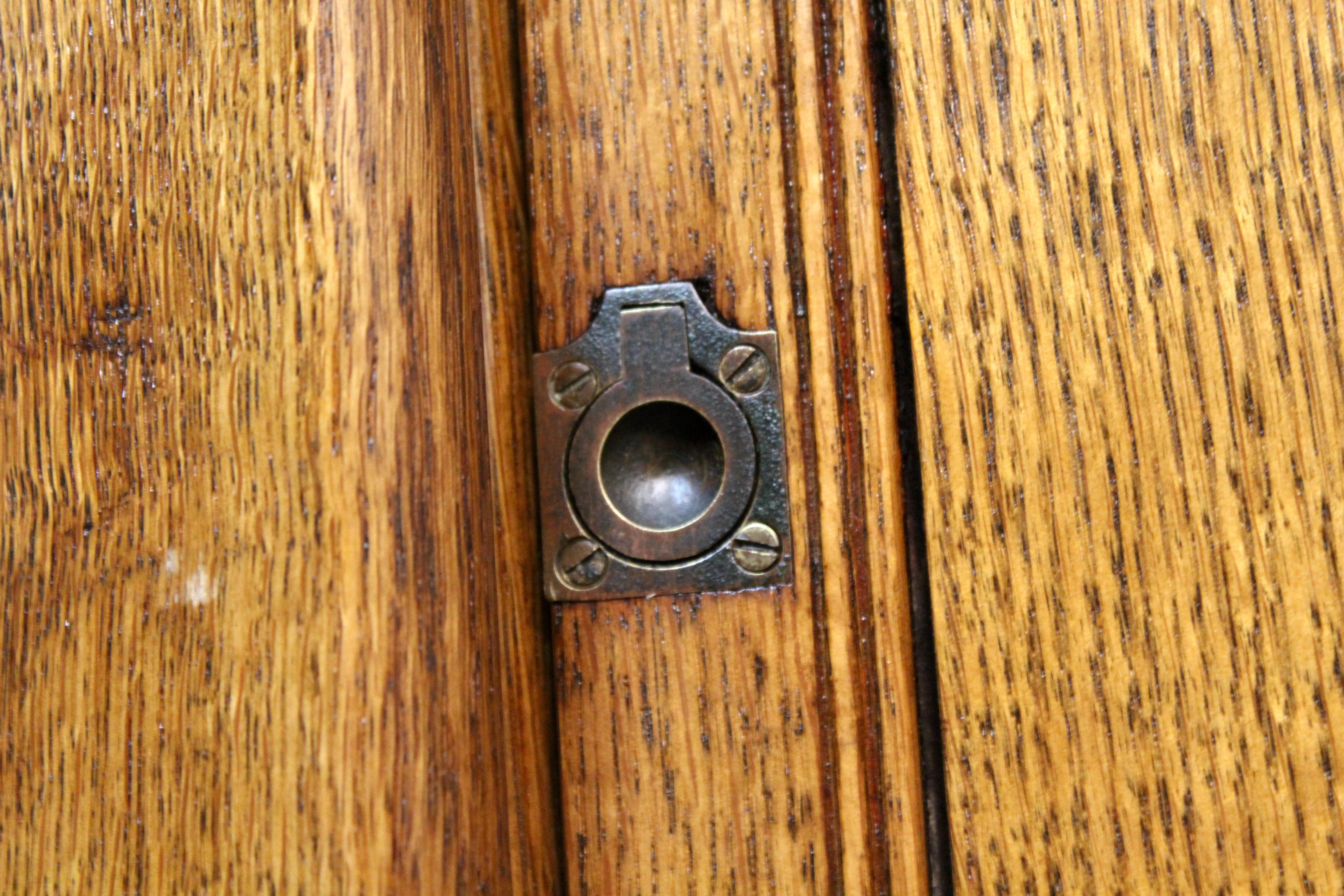 Antique Mission Arts & Crafts Oak Fold Mirror de rasage pliant en vente 3