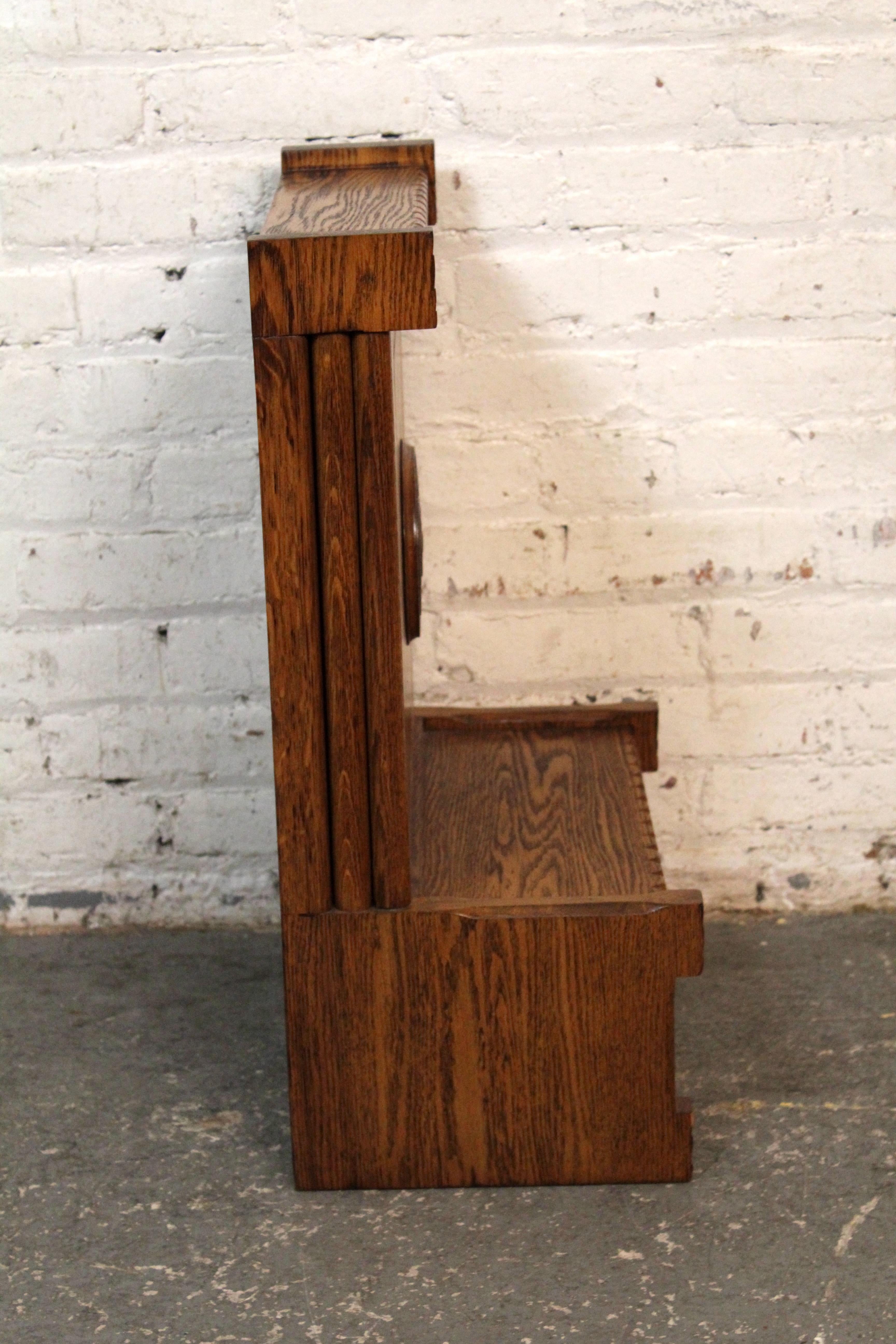 Arts and Crafts Antique Mission Arts & Crafts Oak Fold Mirror de rasage pliant en vente