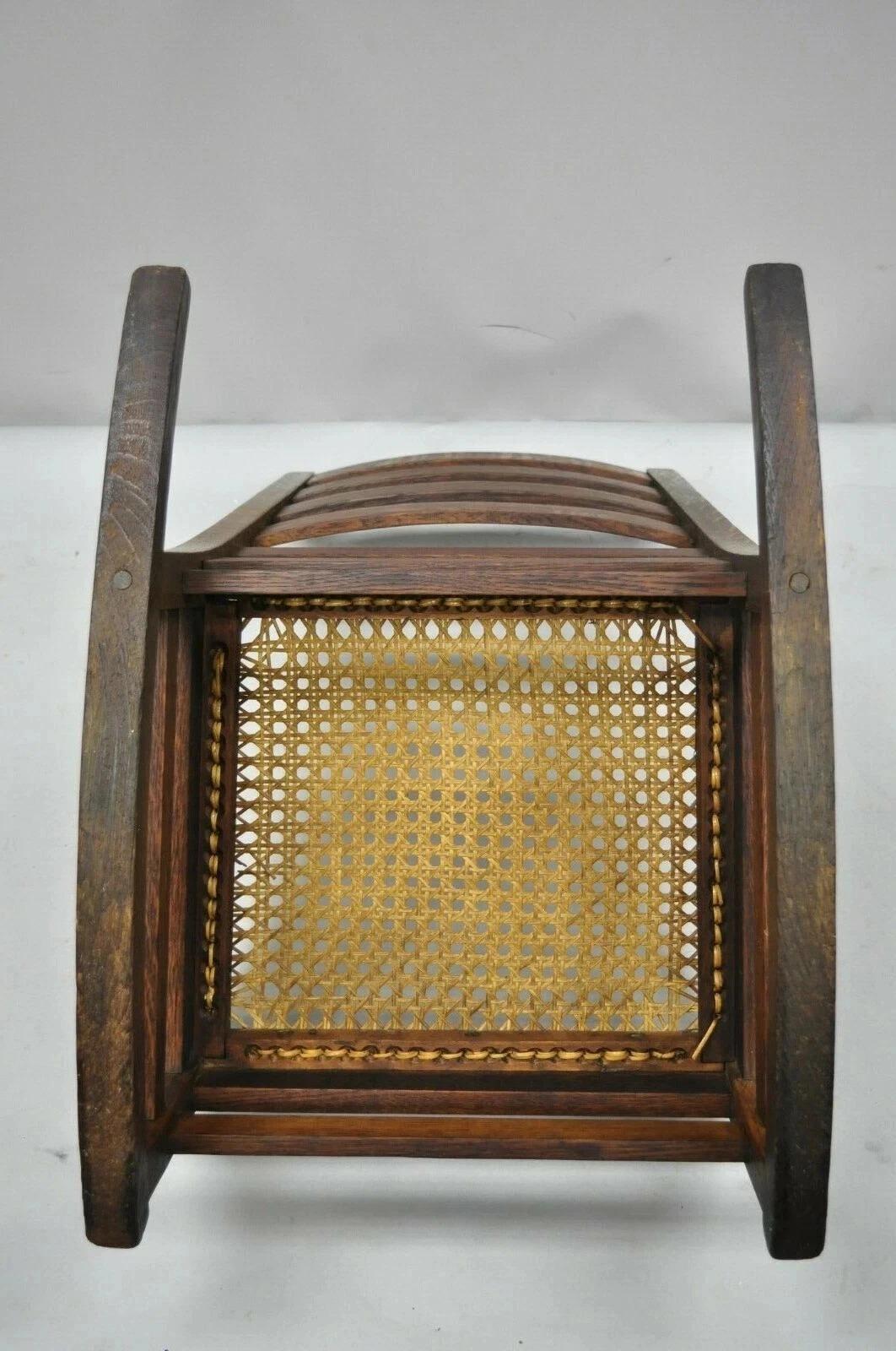 Antique Arts & Crafts Mission Oak Ladder Back Hip Rail Rocker Rocking Chair im Angebot 2